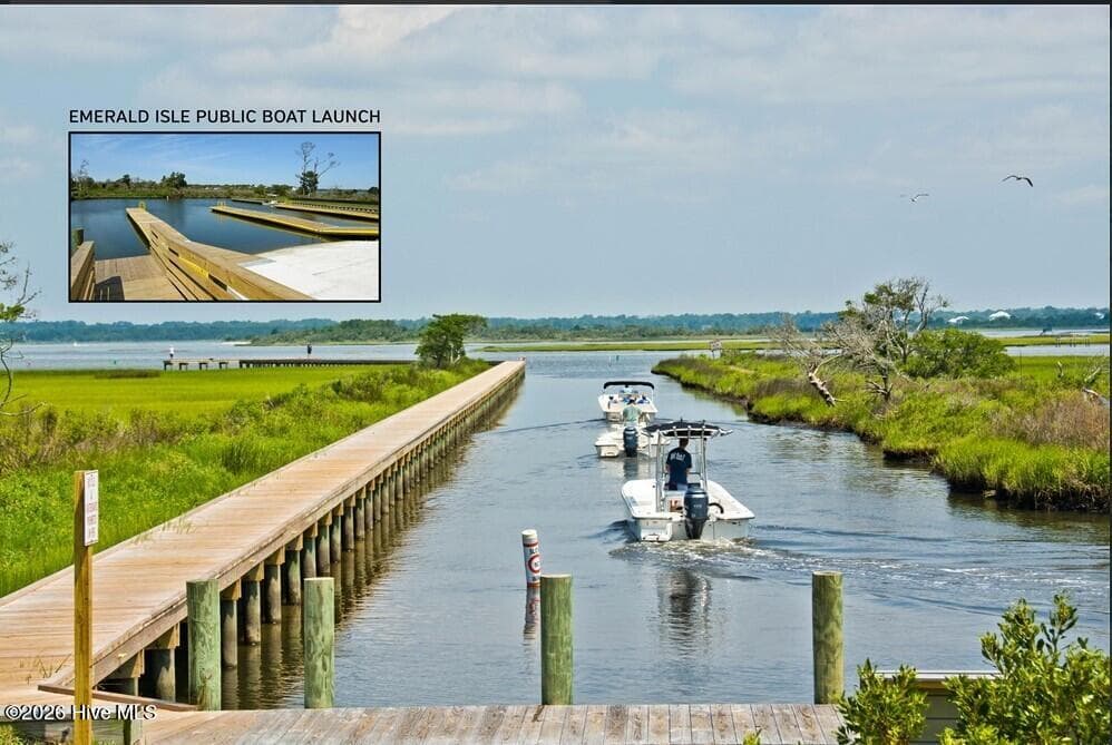 Emerald Isle public boat launch less than 5 minutes away - 122 Purdie Drive, Emerald Isle, NC 28594