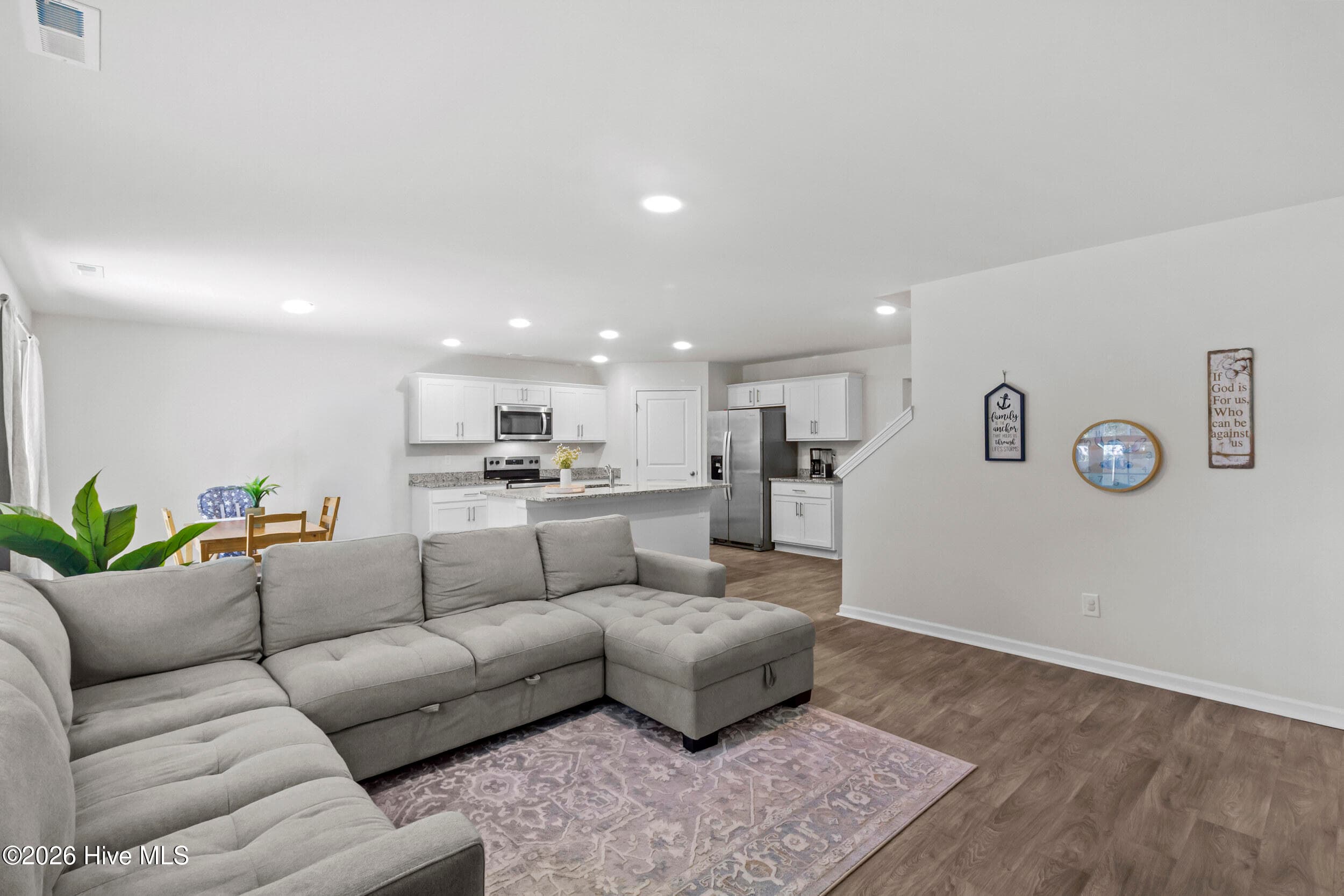 Open Living Area - 4019 Emerald View, New Bern, NC 28560