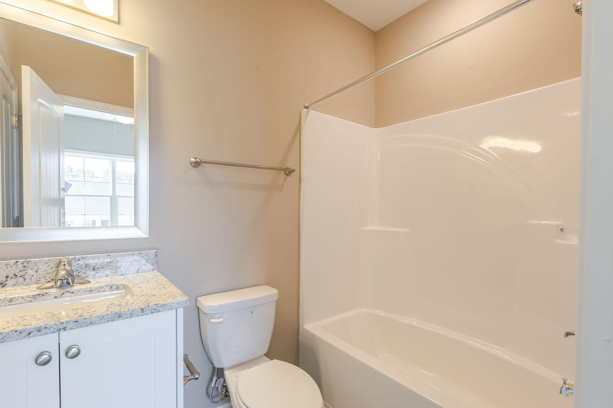 Townhouse at 357 Bordeaux Drive, Thomson, GA 30824, photo 16 of 24