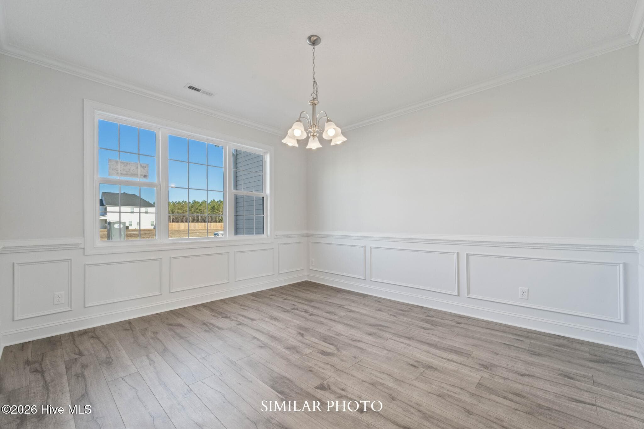 Single Family Residence at 348 Water Wagon Trail, Jacksonville, NC 28546, photo 6 of 47