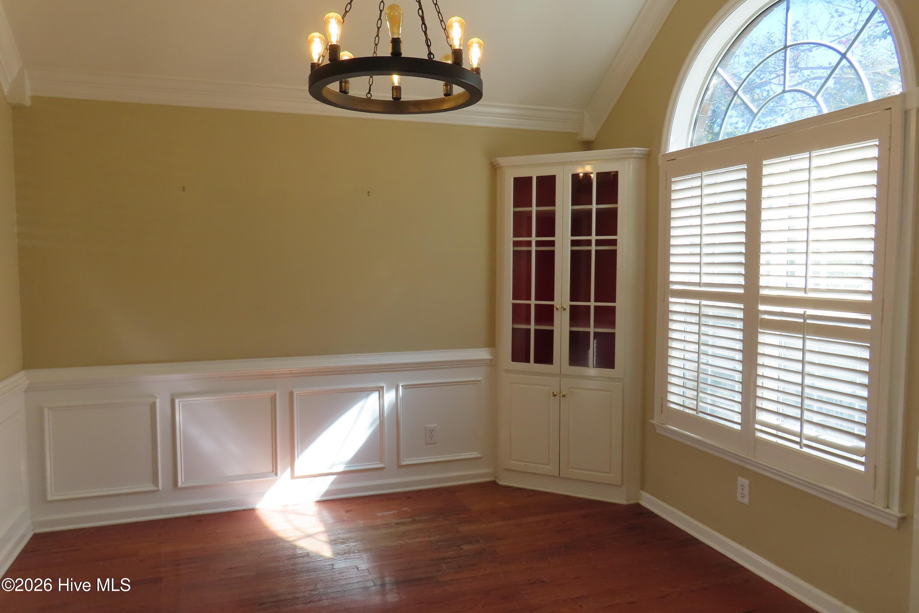Dining Room with built-in corner hutches - 492 Granite Point, Augusta, GA 30907