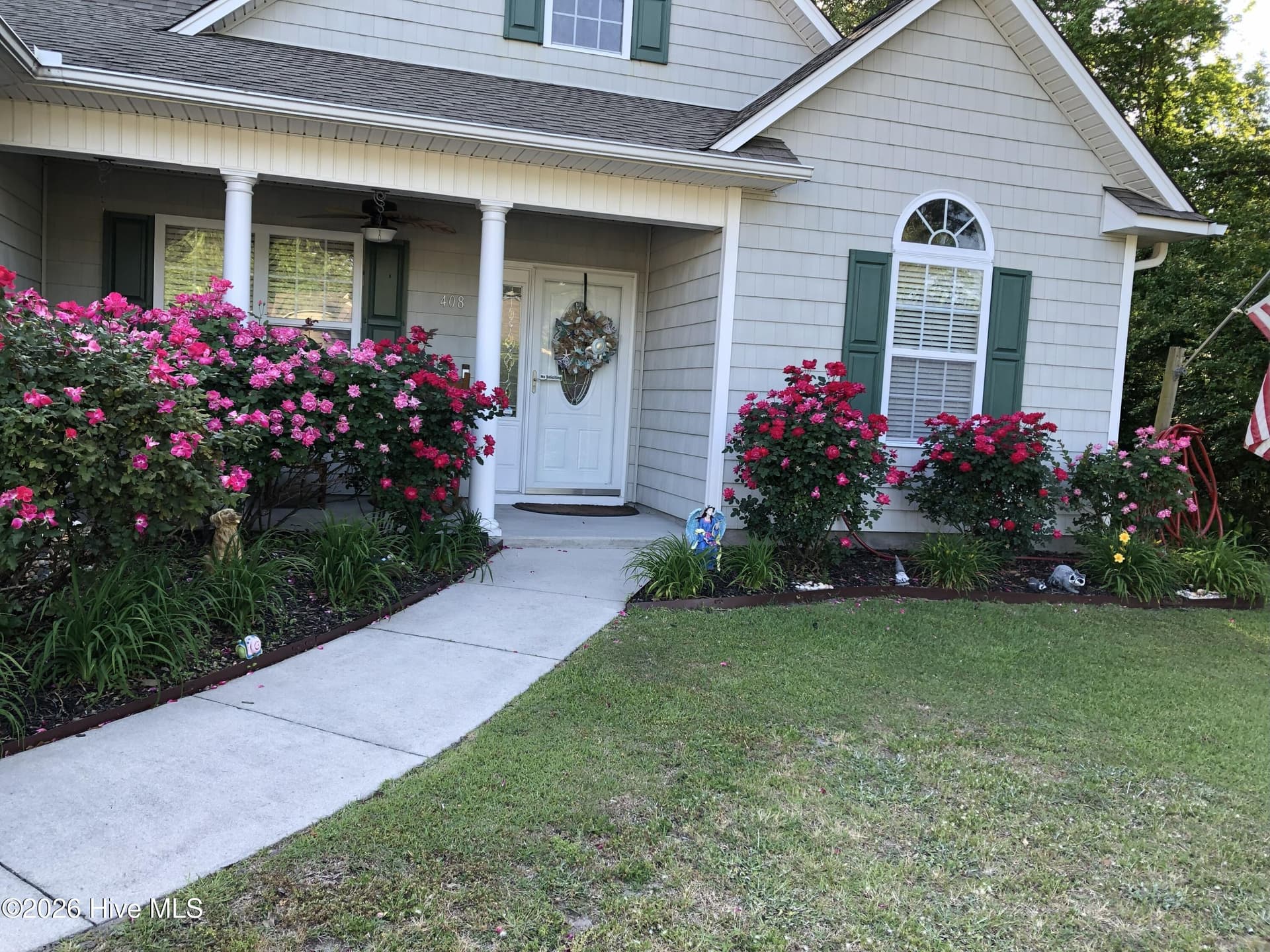 Single Family Residence at 408 N Belvedere Drive, Hampstead, NC 28443, photo 18 of 32