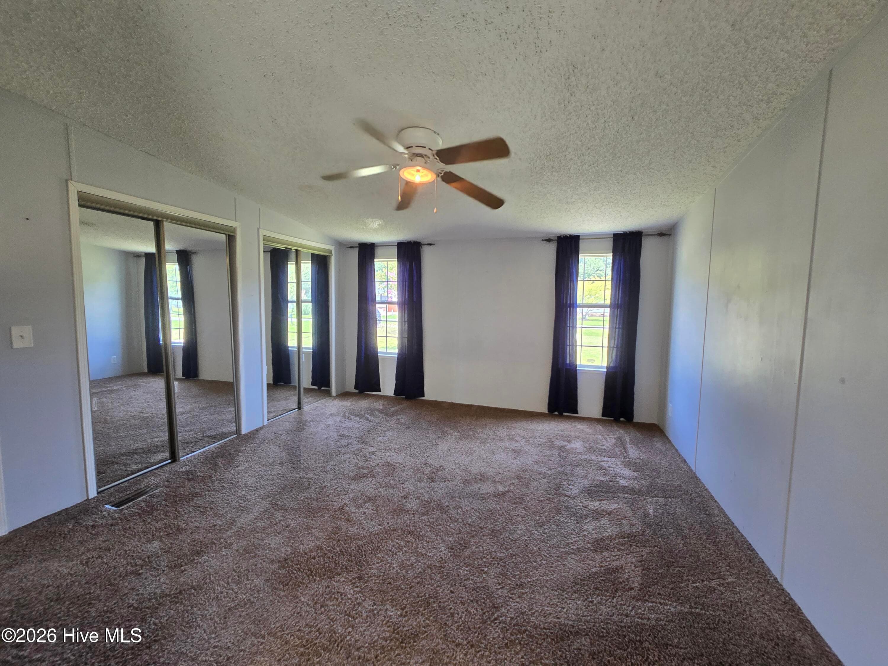 Manufactured Home at 307 Kimberly Court, Elizabeth City, NC 27909, photo 10 of 20