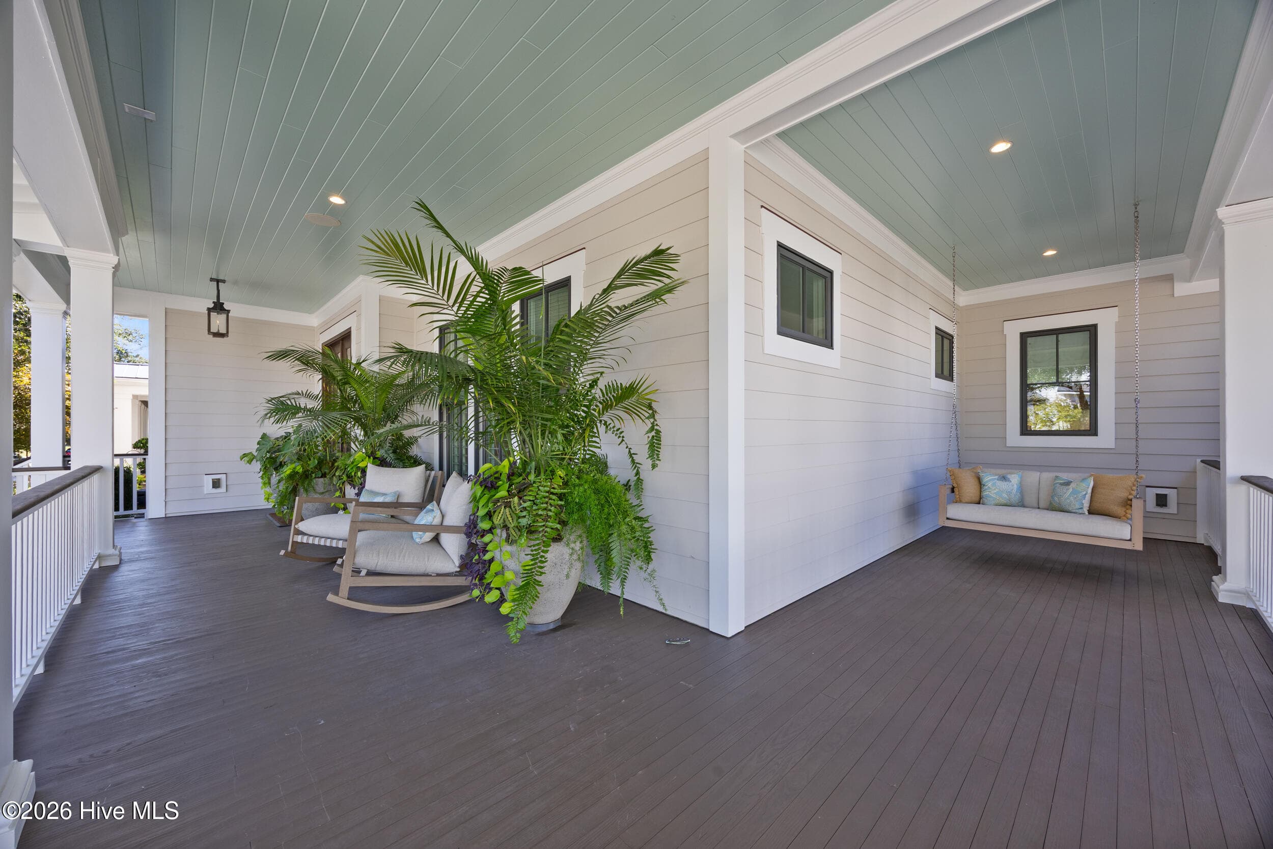 Single Family Residence at 5304 Hanahan Drive, Wilmington, NC 28403, photo 6 of 134