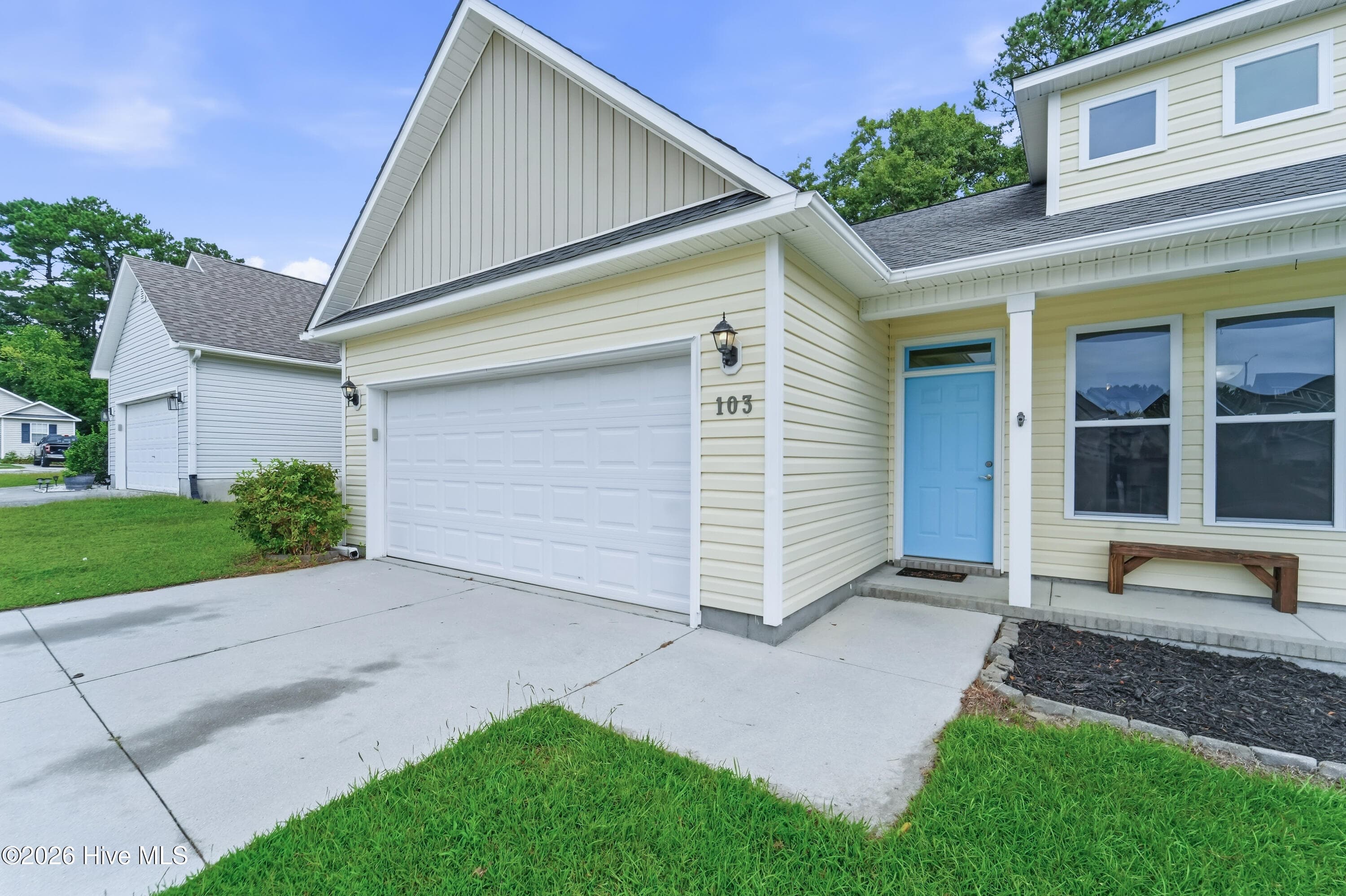 Single Family Residence at 103 Forsythia Court, Jacksonville, NC 28546, photo 5 of 48