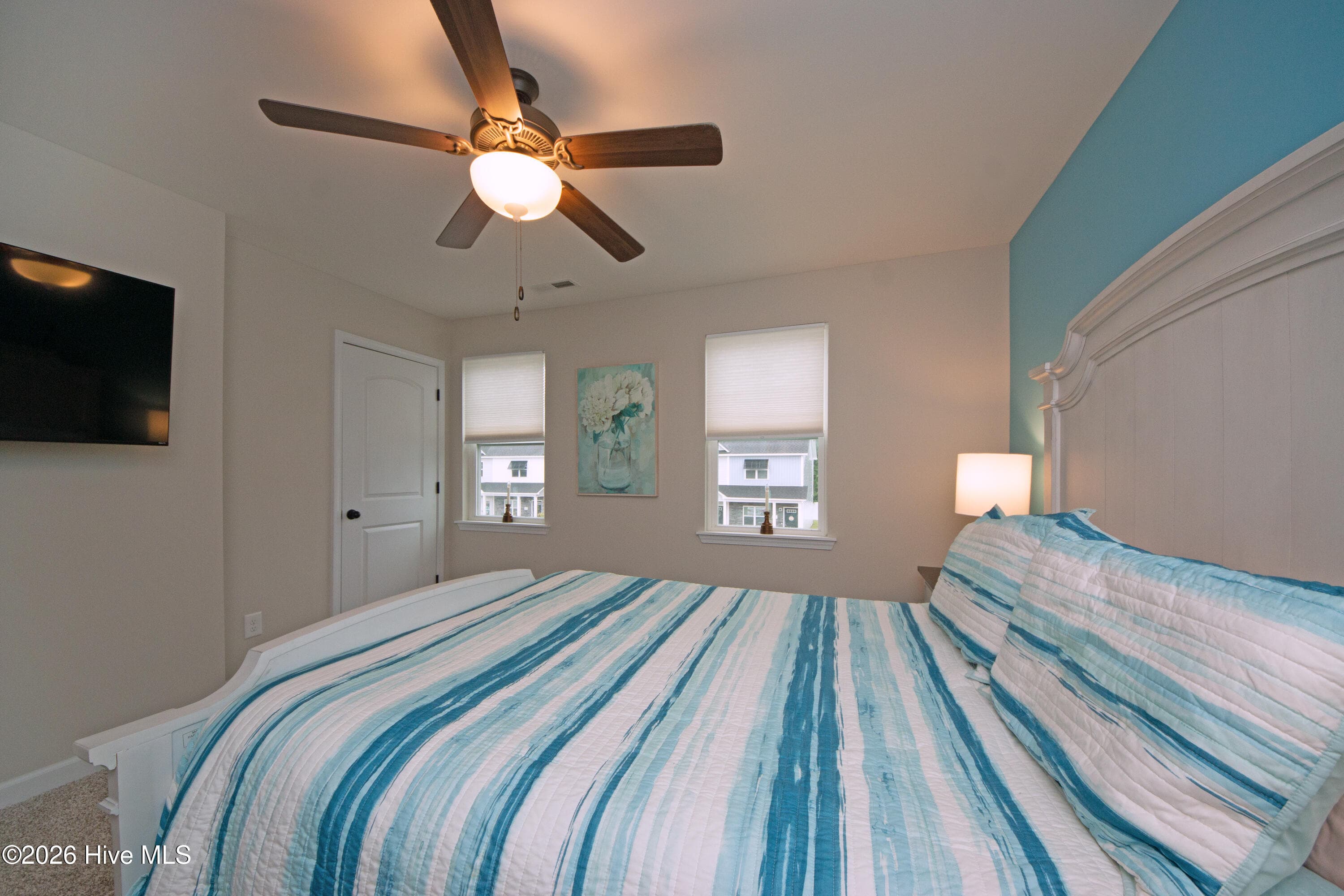 Townhouse at 7 Catalina Circle, Swansboro, NC 28584, photo 25 of 41