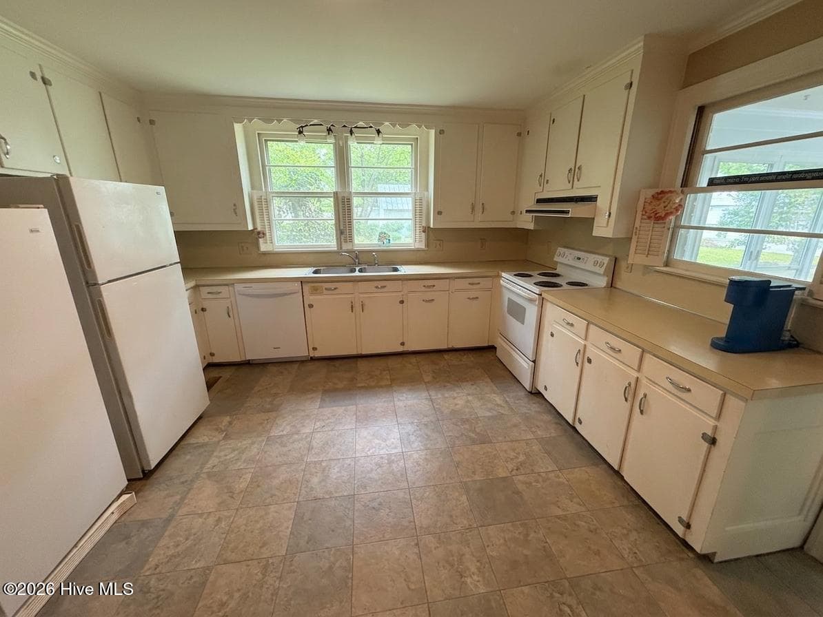 Single Family Residence at 4068 Grimmersburg Street, Farmville, NC 27828, photo 6 of 19