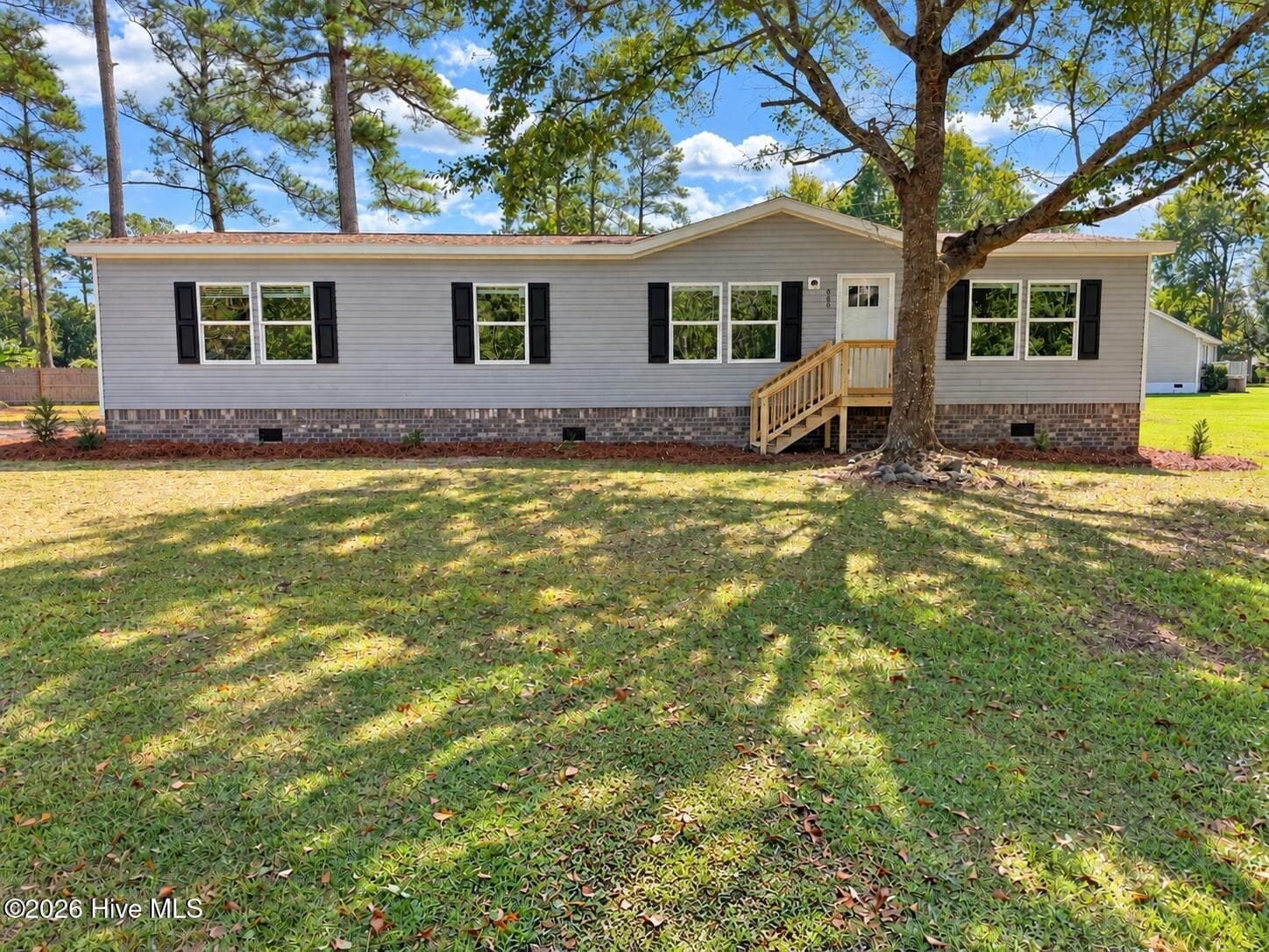 Manufactured Home at 809 Garner Drive, Newport, NC 28570, photo 41 of 69