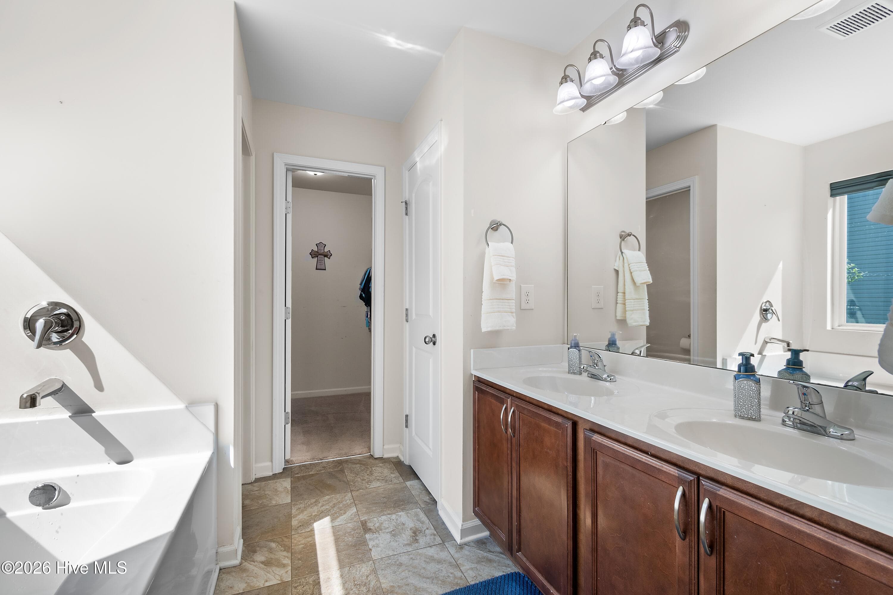 Single Family Residence at 35 Lighthouse Cove Loop, Carolina Shores, NC 28467, Carolina Shores, photo 31 of 54