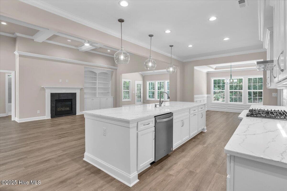 Single Family Residence at 660 Breezewood Drive SE, Bolivia, NC 28422, photo 25 of 86
