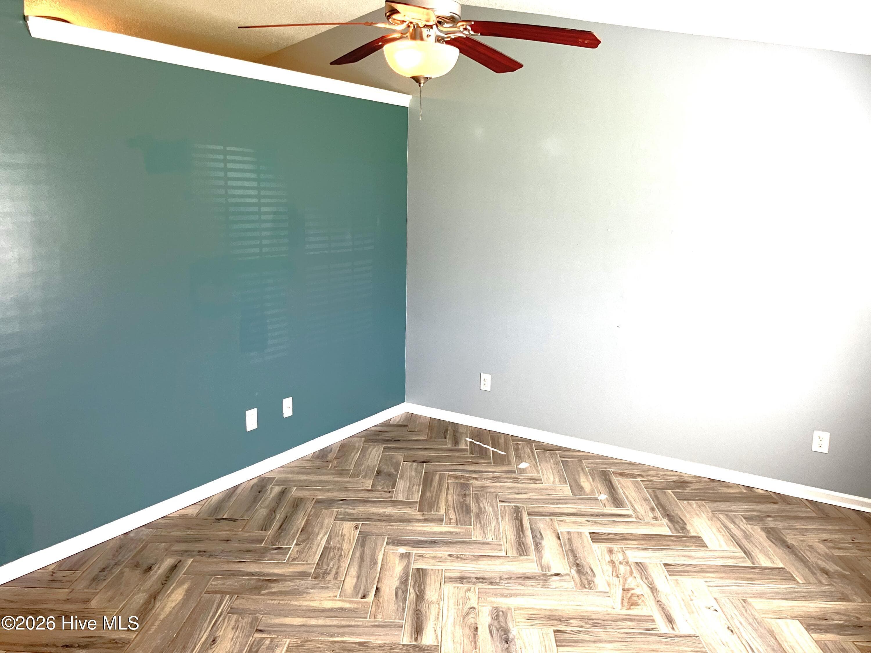 Living Room - 249 Bishop Drive, Jacksonville, NC 28540