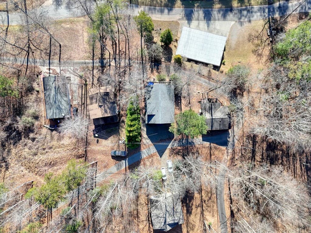Single Family Residence at 130 Mallard Circle, Murphy, NC 28906, photo 2 of 3