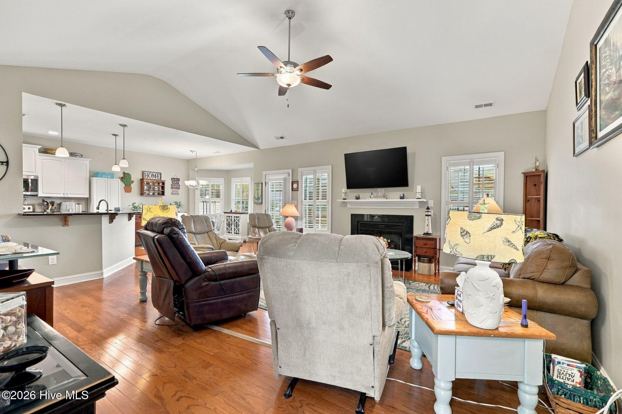 Single Family Residence at 203 Coldwater Drive, Swansboro, NC 28584, photo 8 of 49