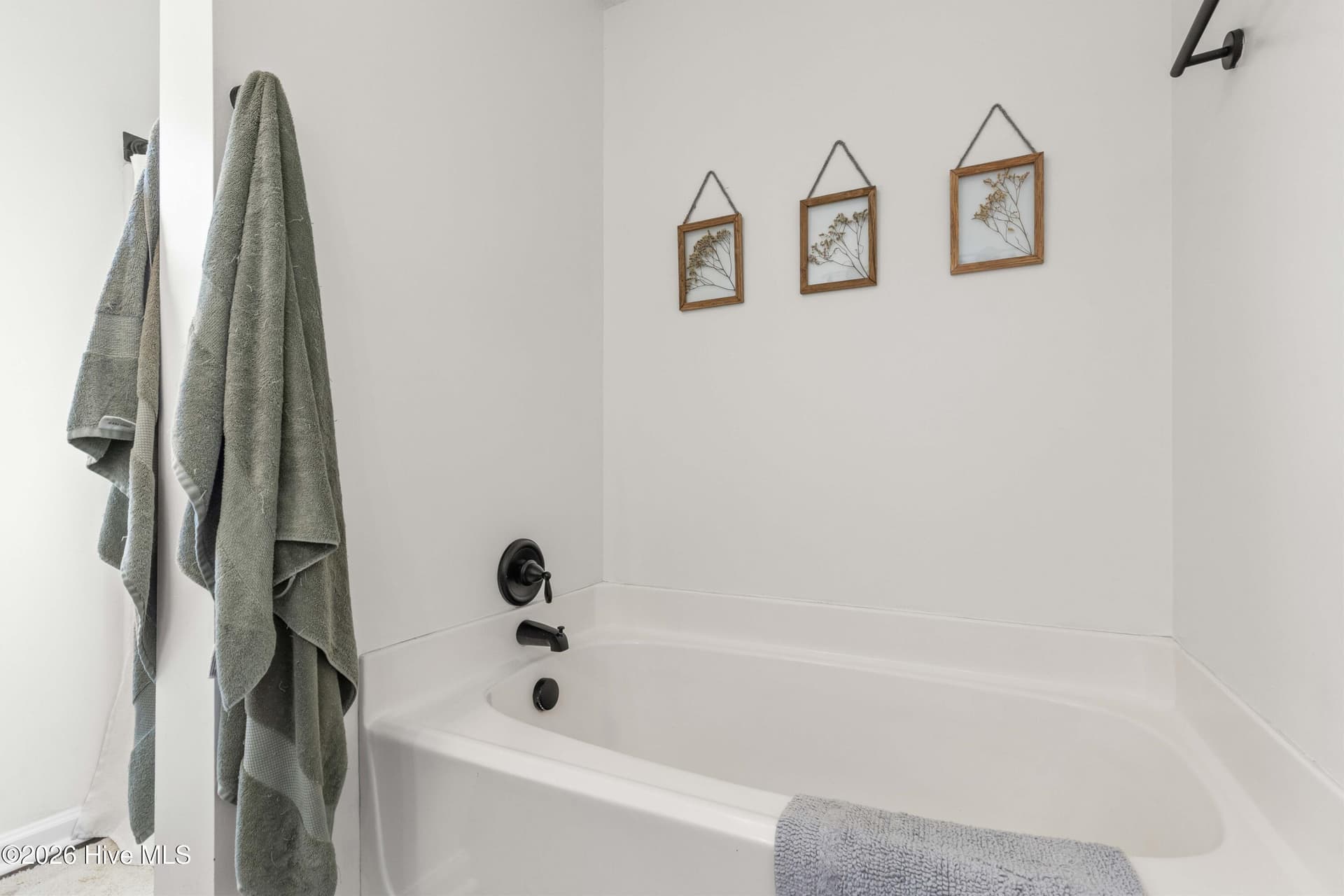 Single Family Residence at 307 Haywood Drive, Richlands, NC 28574, photo 15 of 21