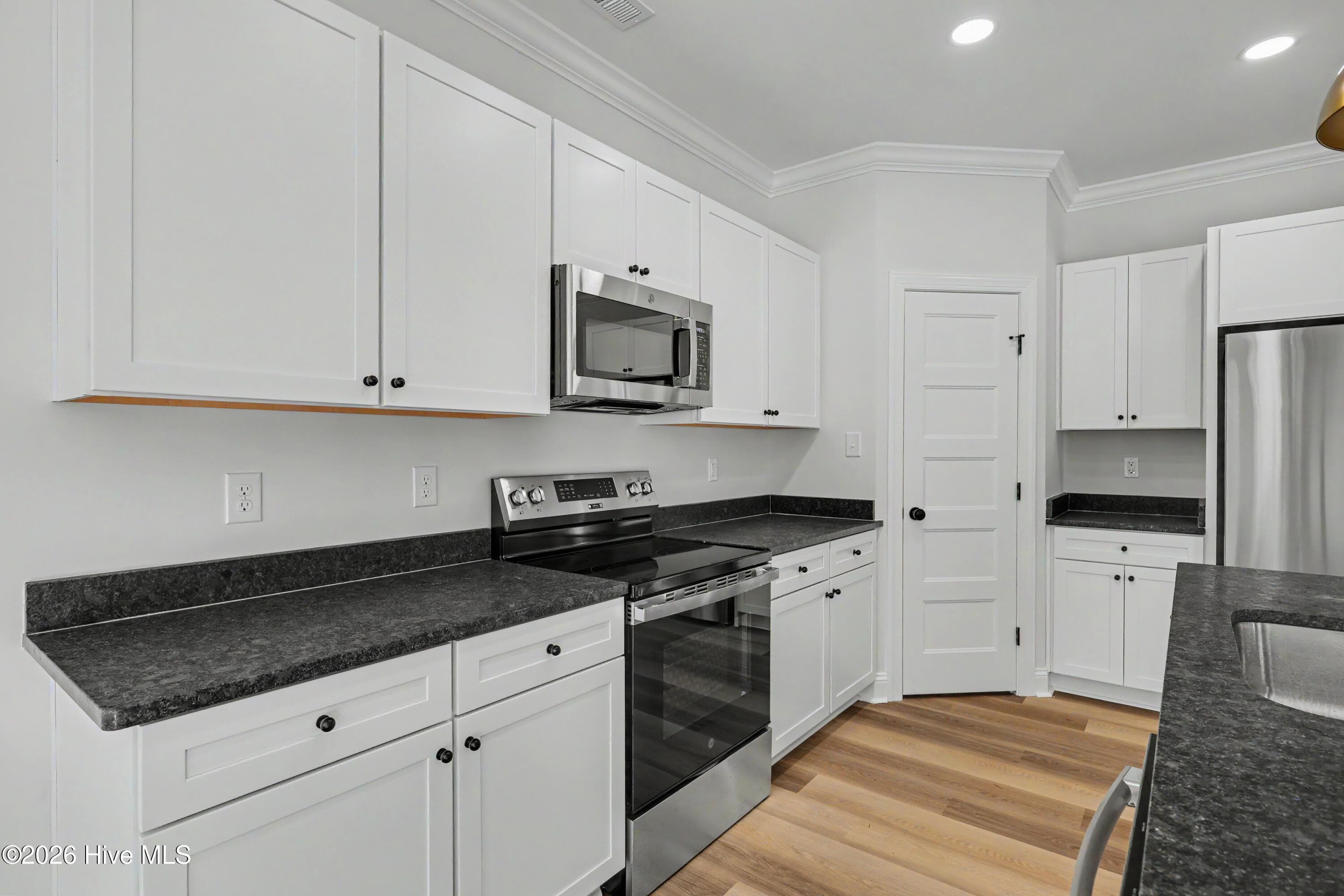 Single Family Residence at 423 Morris Landing Road, Holly Ridge, NC 28445, photo 25 of 69