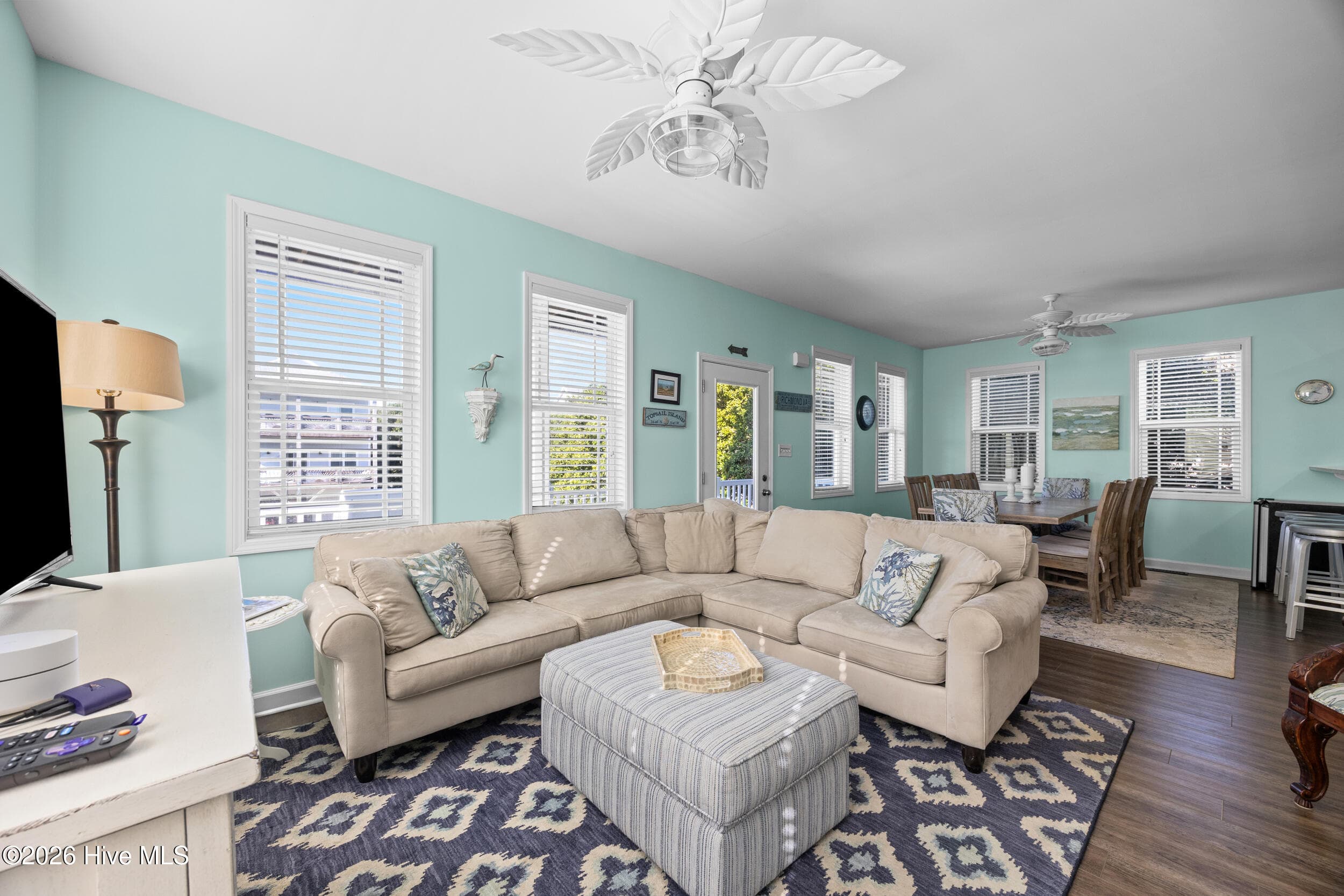 Single Family Residence at 122 Atkinson Road, Surf City, NC 28445, photo 10 of 90