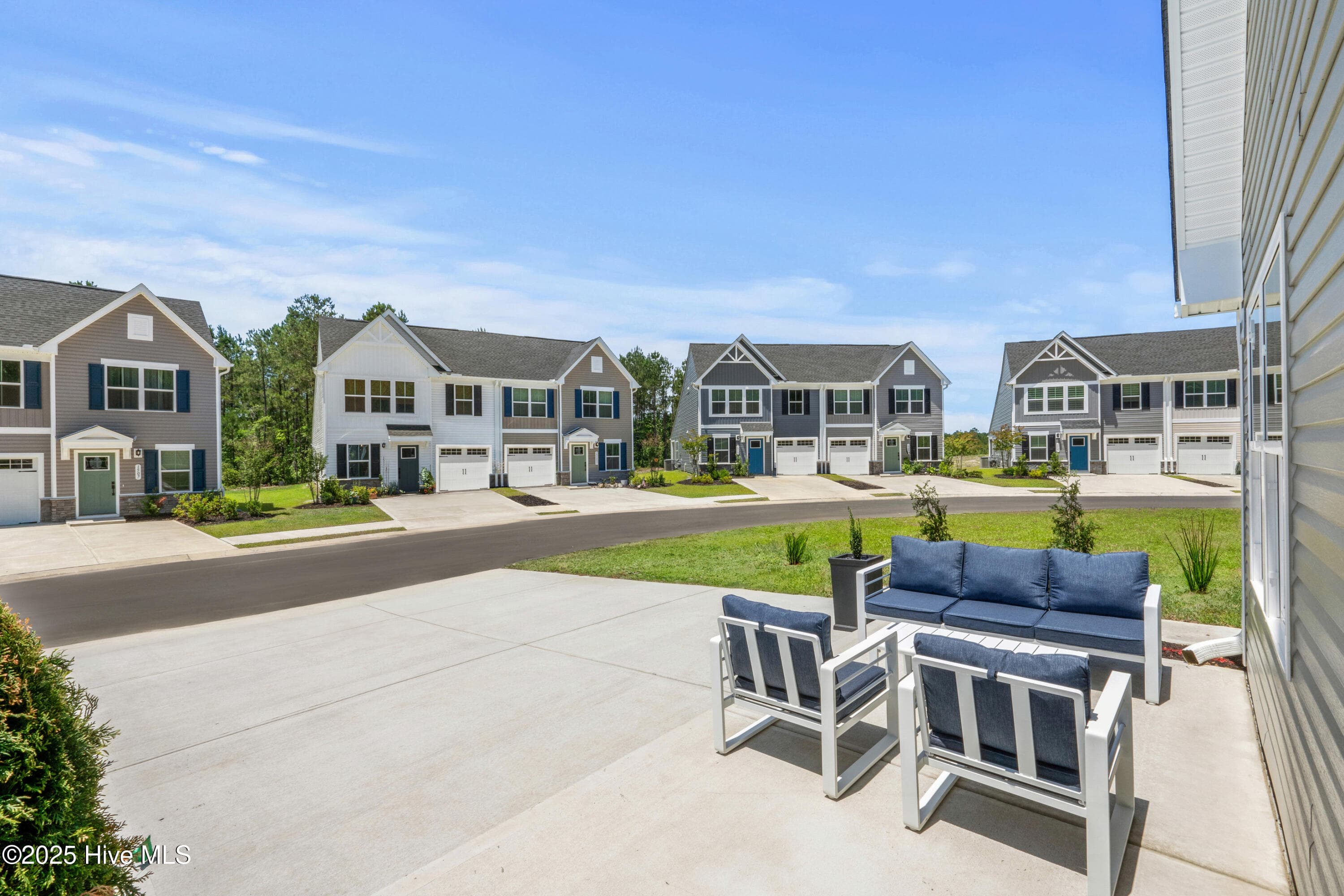 Single Family Residence at 660 Savinwood Trail NE, Bolivia, NC 28422, photo 15 of 26