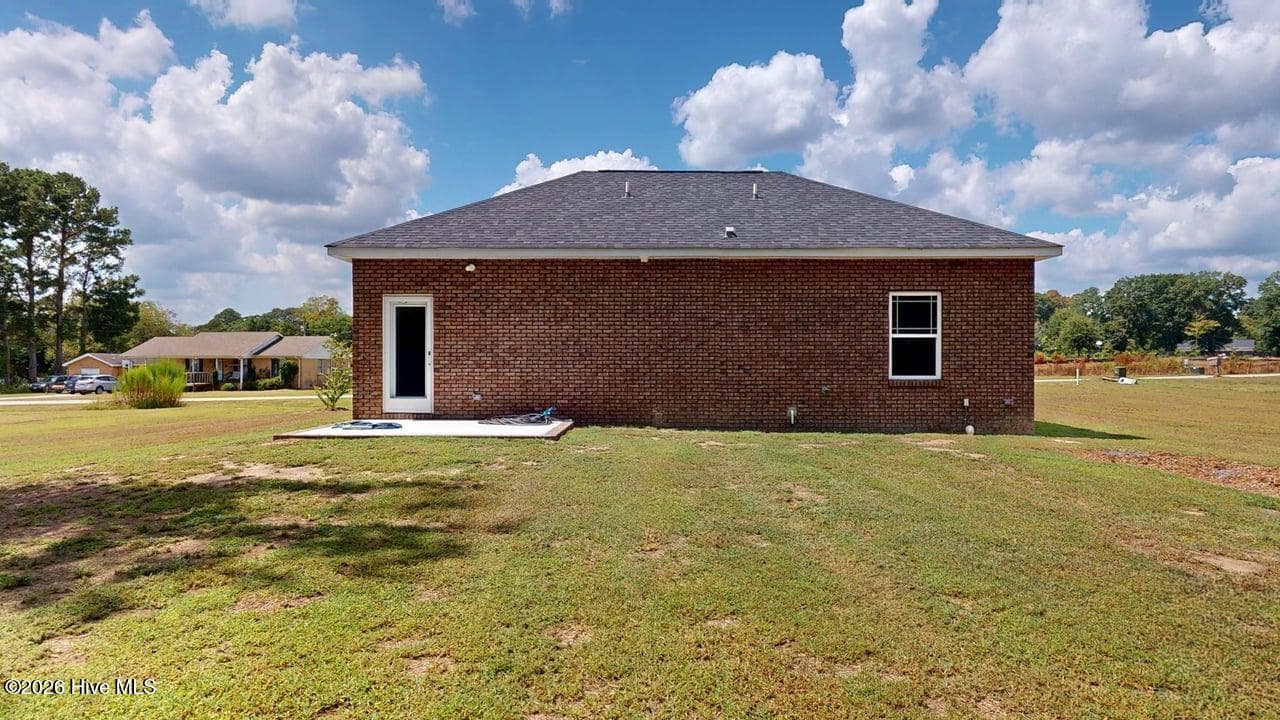 Single Family Residence at 102 Sandy Springs Drive, Goldsboro, NC 27534, photo 22 of 26