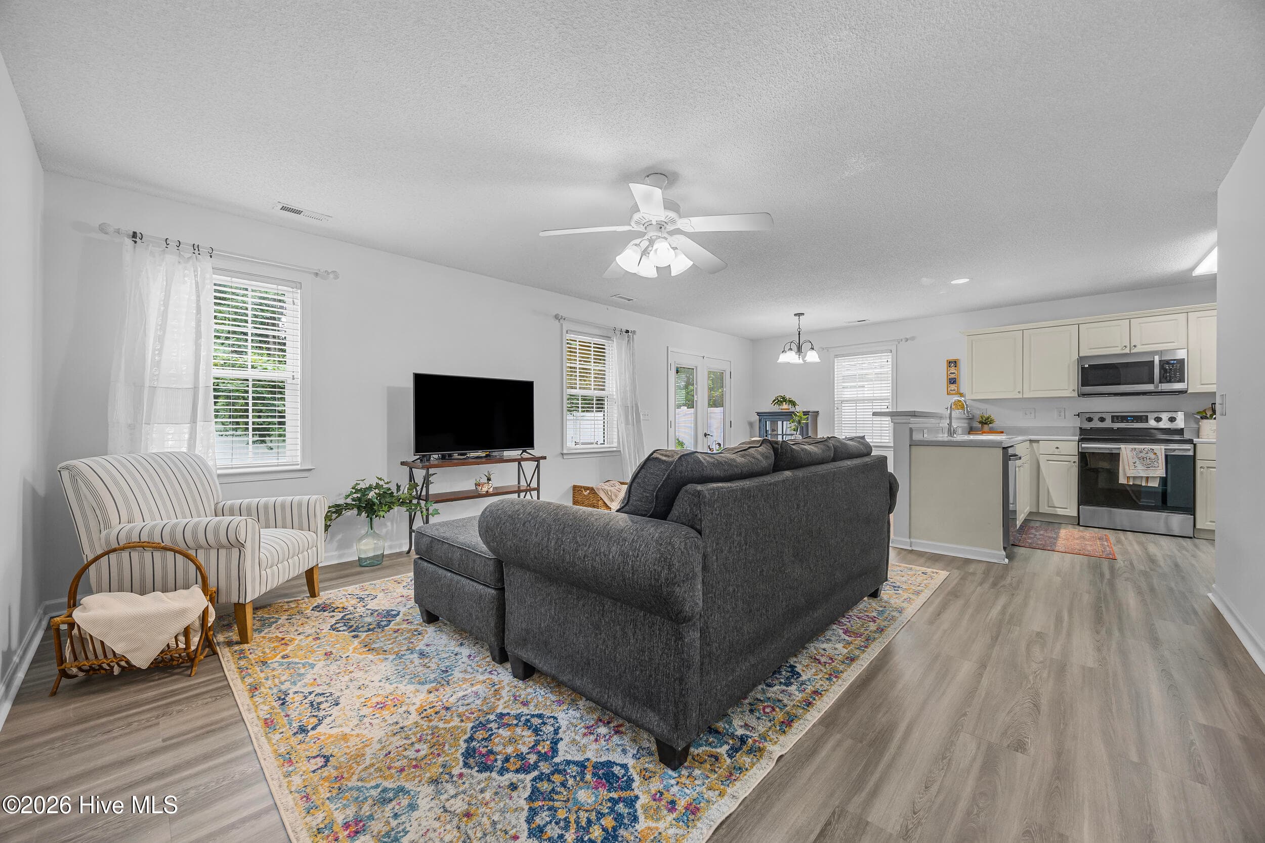 Single Family Residence at 1112 Sunburst Way, Leland, NC 28451, photo 8 of 47
