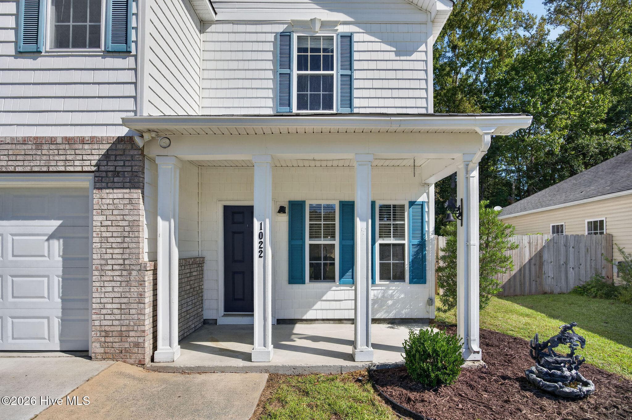 Single Family Residence at 1022 Lake Norman Lane, Leland, NC 28451, photo 3 of 36