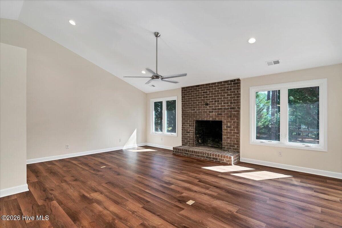 Single Family Residence at 10 Catalpa Lane N, Pinehurst, NC 28374, photo 12 of 51
