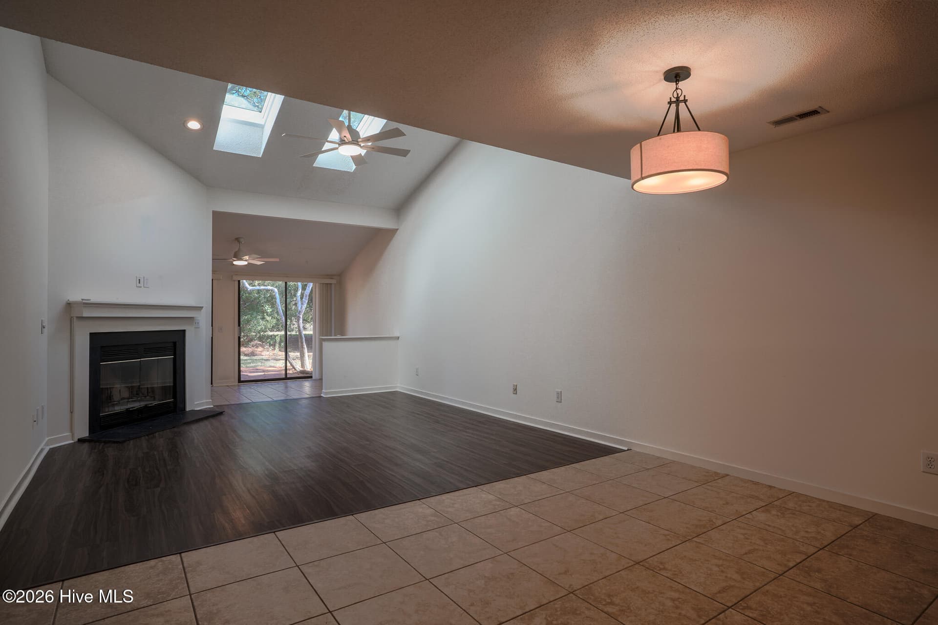 Townhouse at 211 Inland Greens Circle, Wilmington, NC 28405, photo 107 of 114
