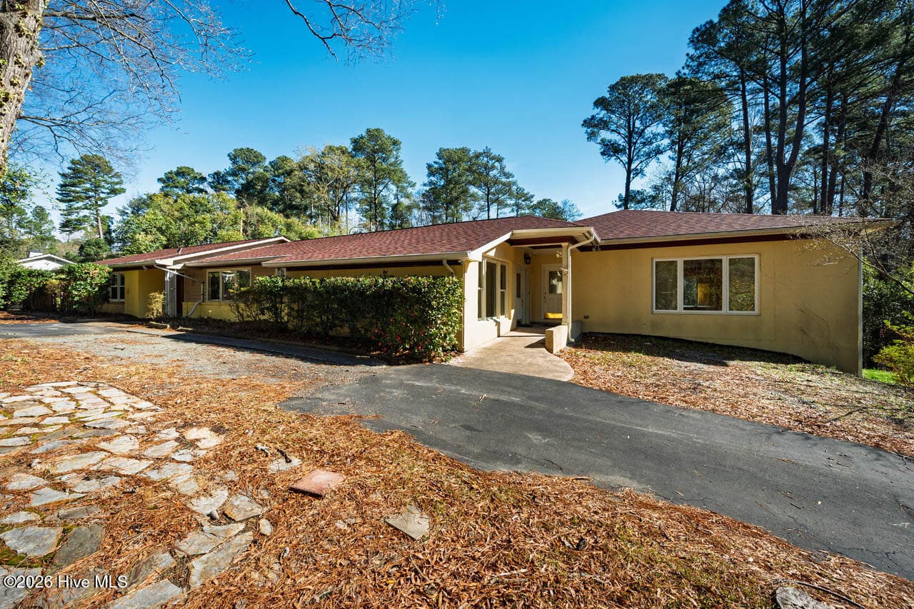 Single Family Residence at 73 Kimberly Drive, Durham, NC 27707, photo 4 of 70