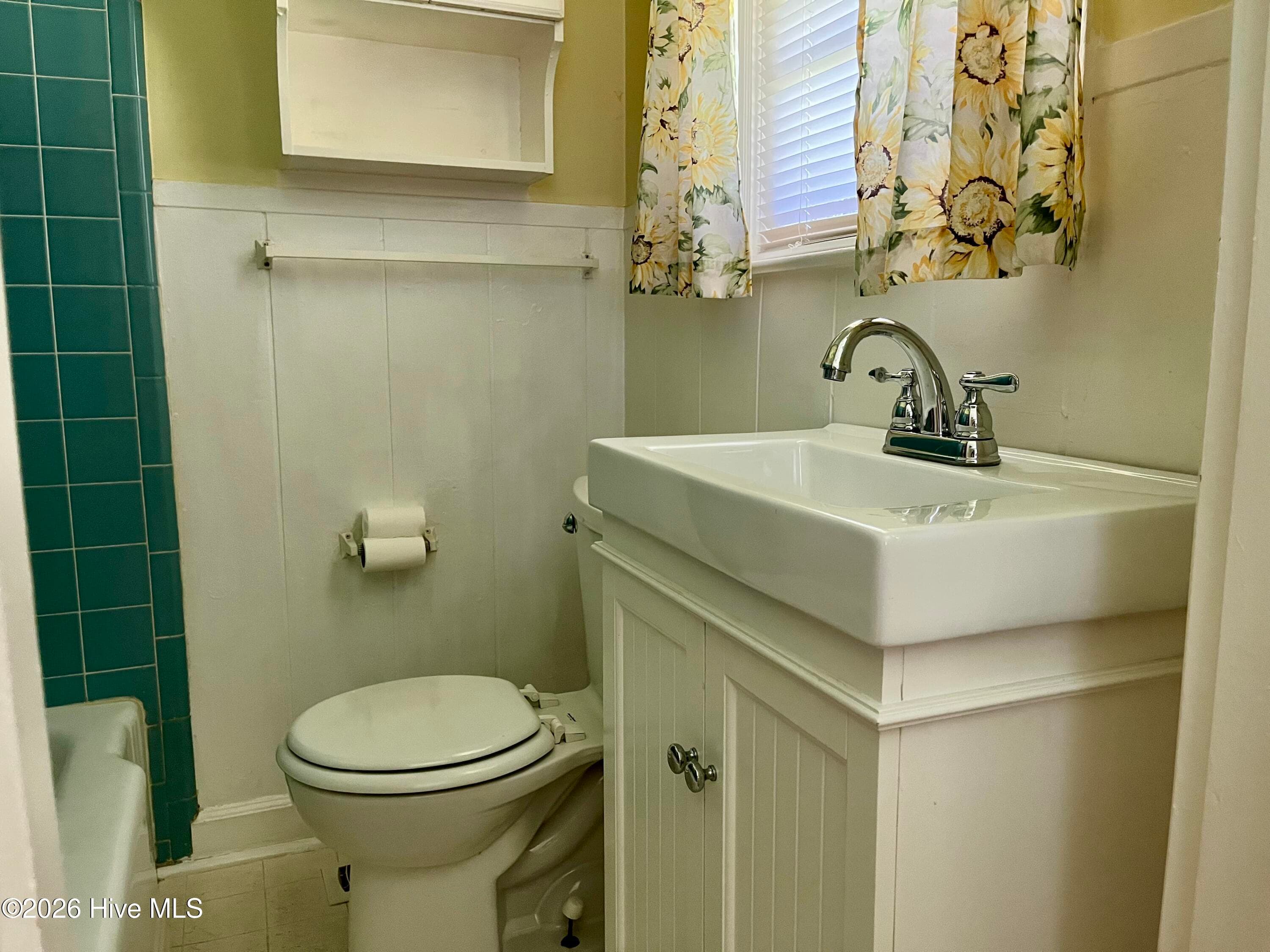 Single Family Residence at 508 Main Street, Pollocksville, NC 28573, photo 15 of 26