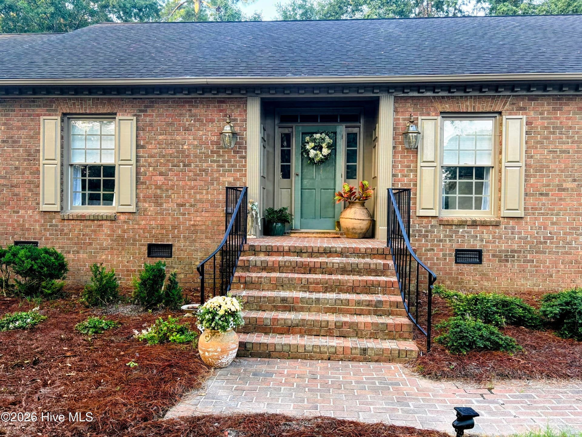 Single Family Residence at 5050 Country Club Drive N, Wilson, NC 27896, photo 2 of 41