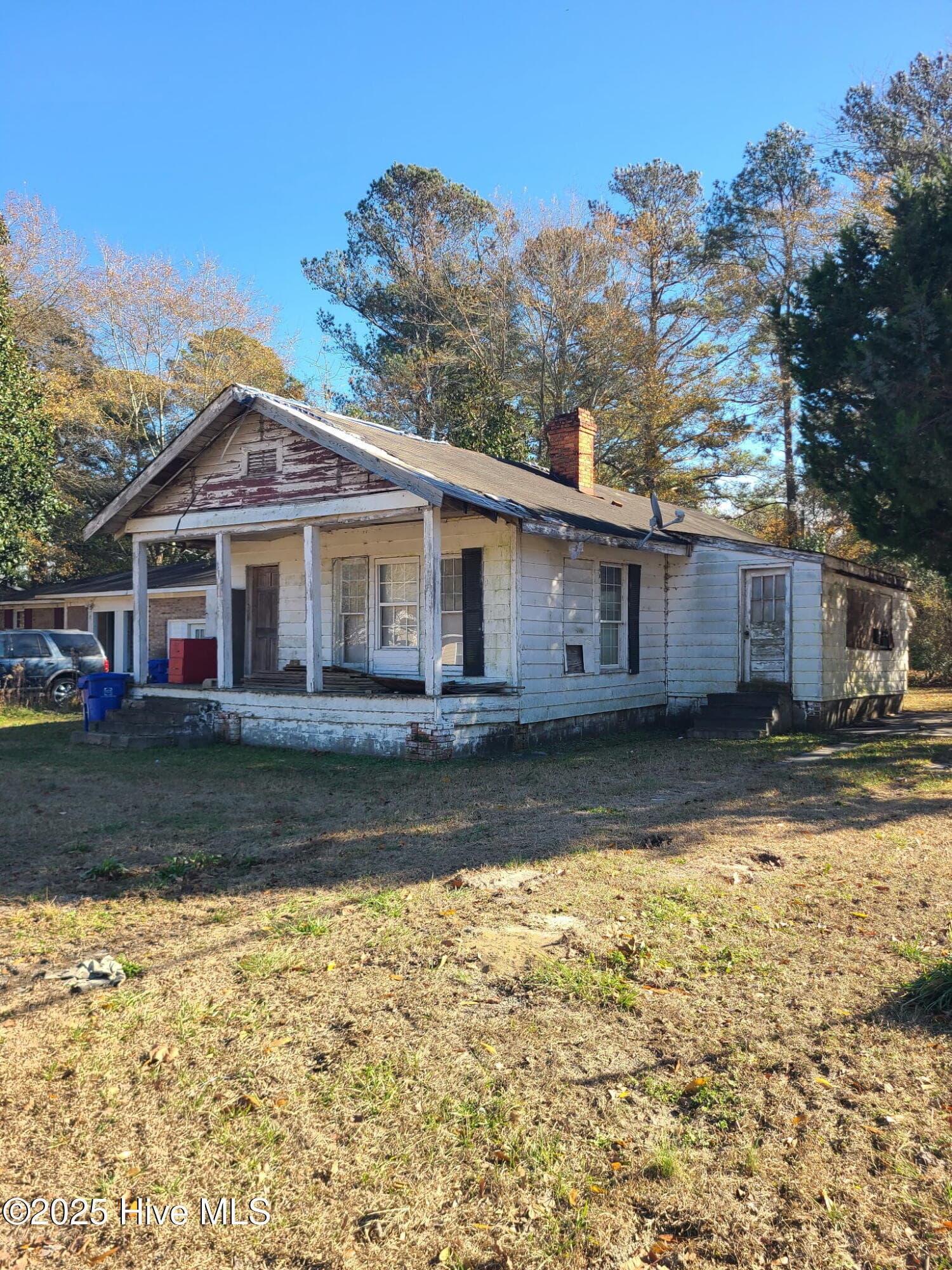 313 W Williams Street, Burgaw, NC 28425