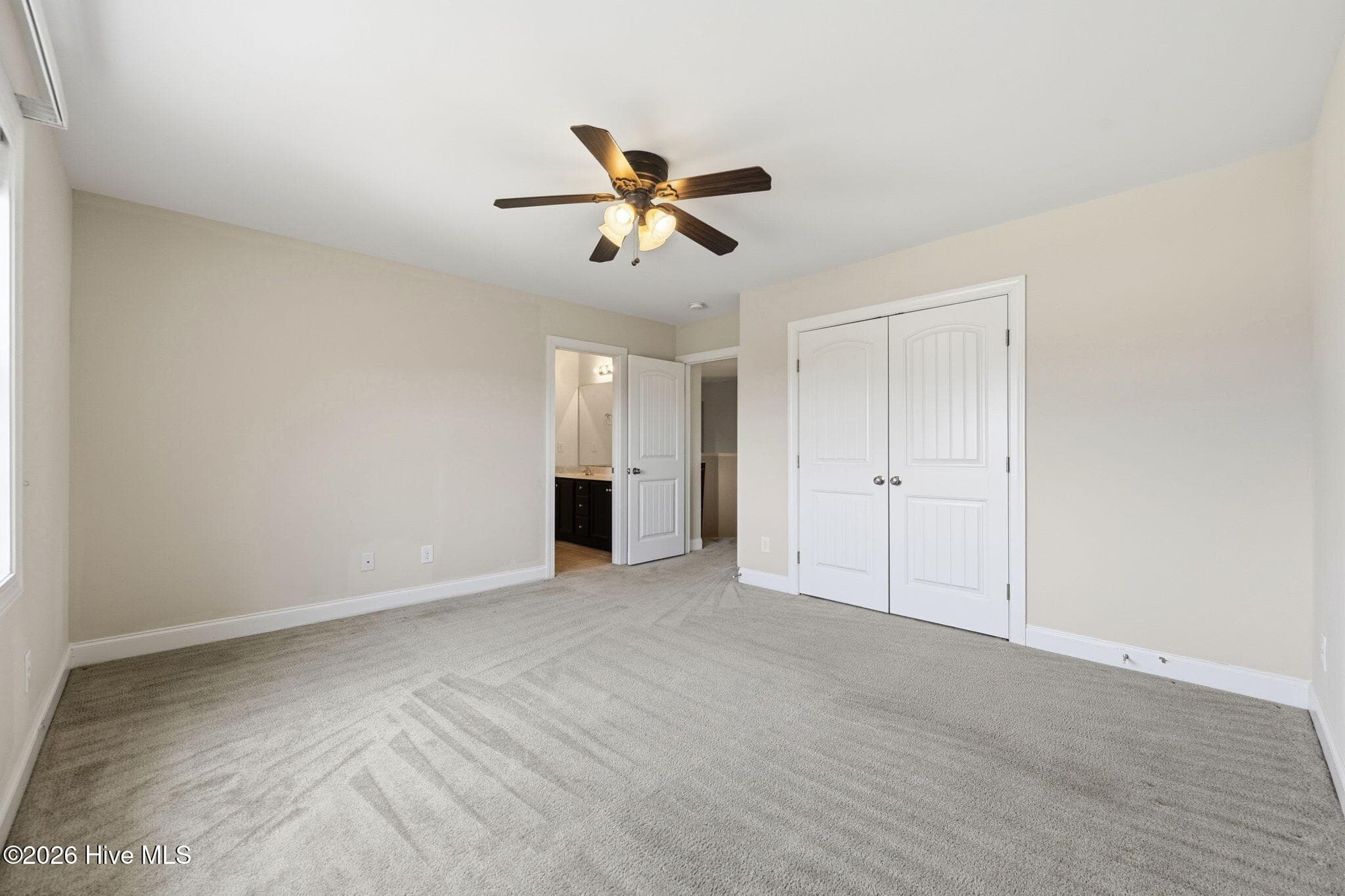 Single Family Residence at 447 Oldtowne Street, Jacksonville, NC 28546, photo 34 of 65