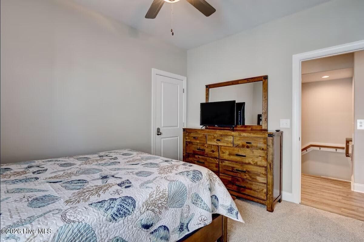 Townhouse at 208 Goldsboro Drive, North Topsail Beach, NC 28460, photo 34 of 74