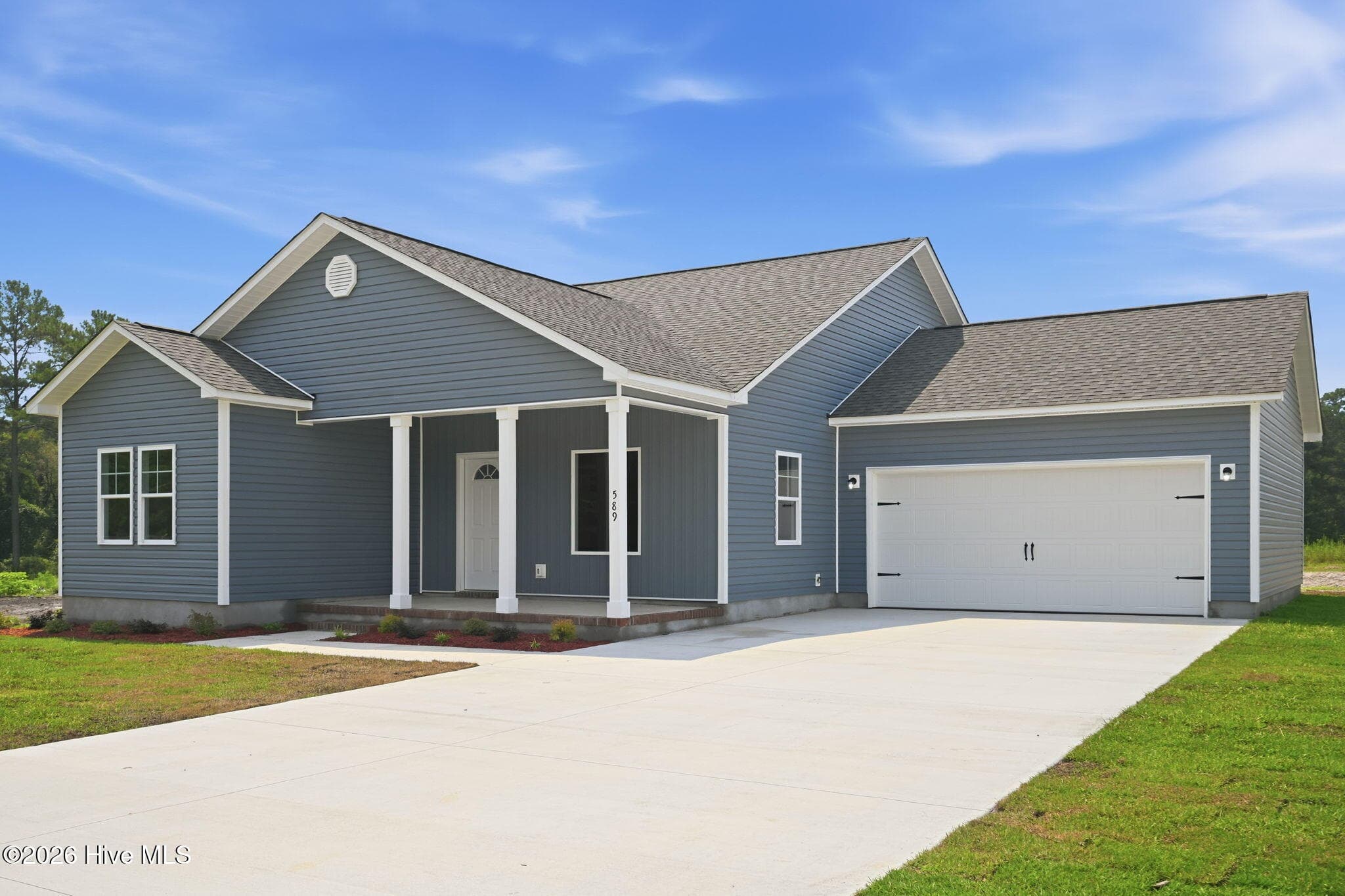 Single Family Residence at 589 Batchelor Road, Richlands, NC 28574, photo 3 of 54