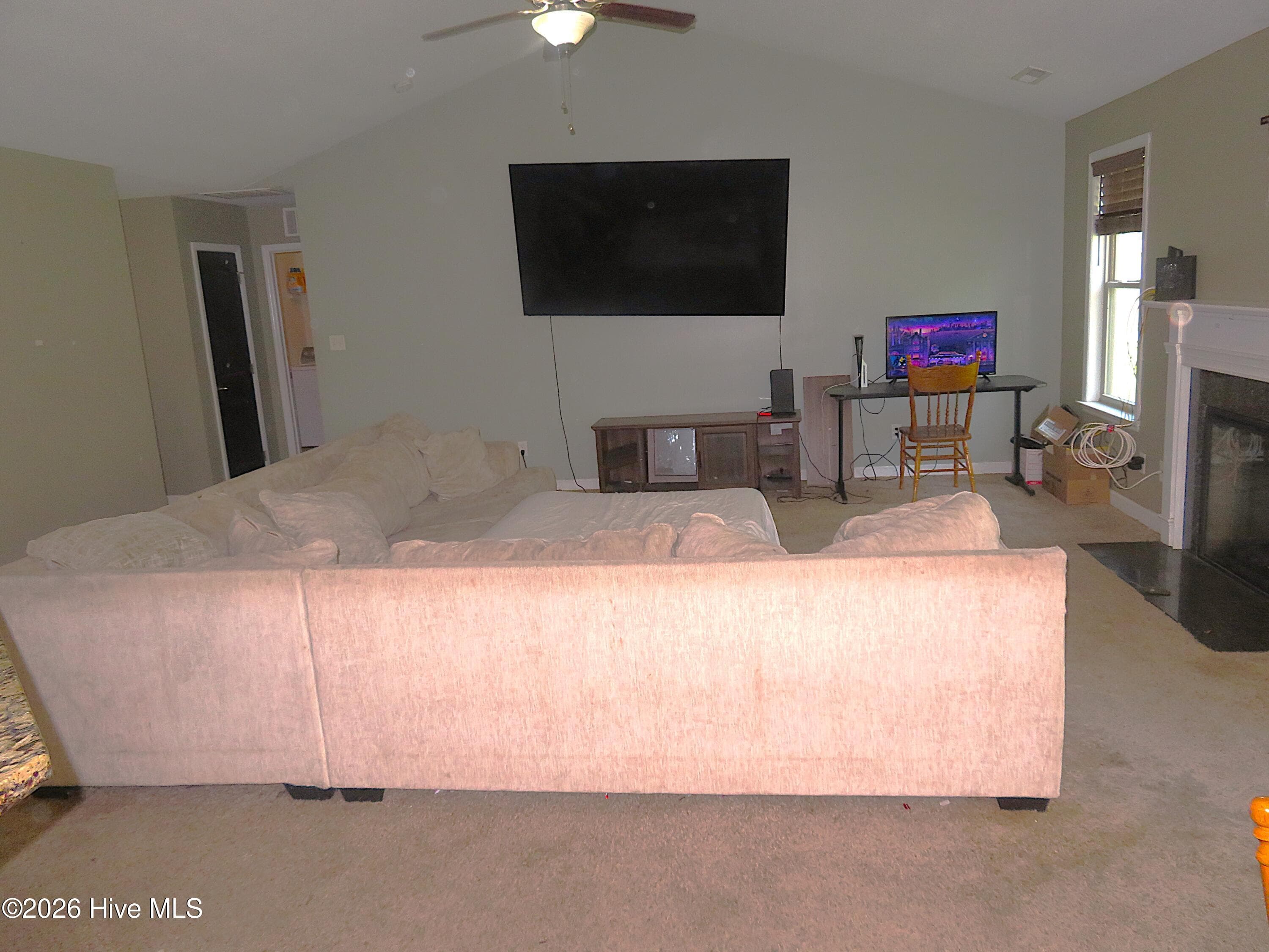 Single Family Residence at 702 Ashley Meadow Lane, Jacksonville, NC 28546, photo 5 of 51