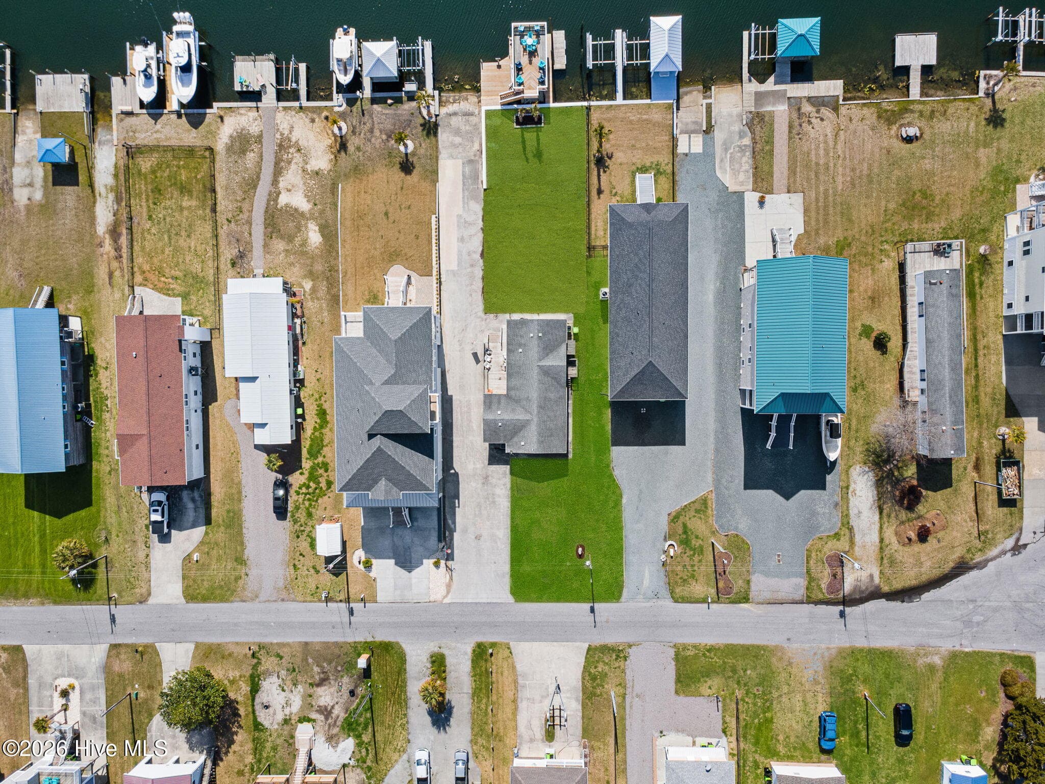 Manufactured Home at 9105 W 9th Street, Surf City, NC 28445, photo 37 of 73