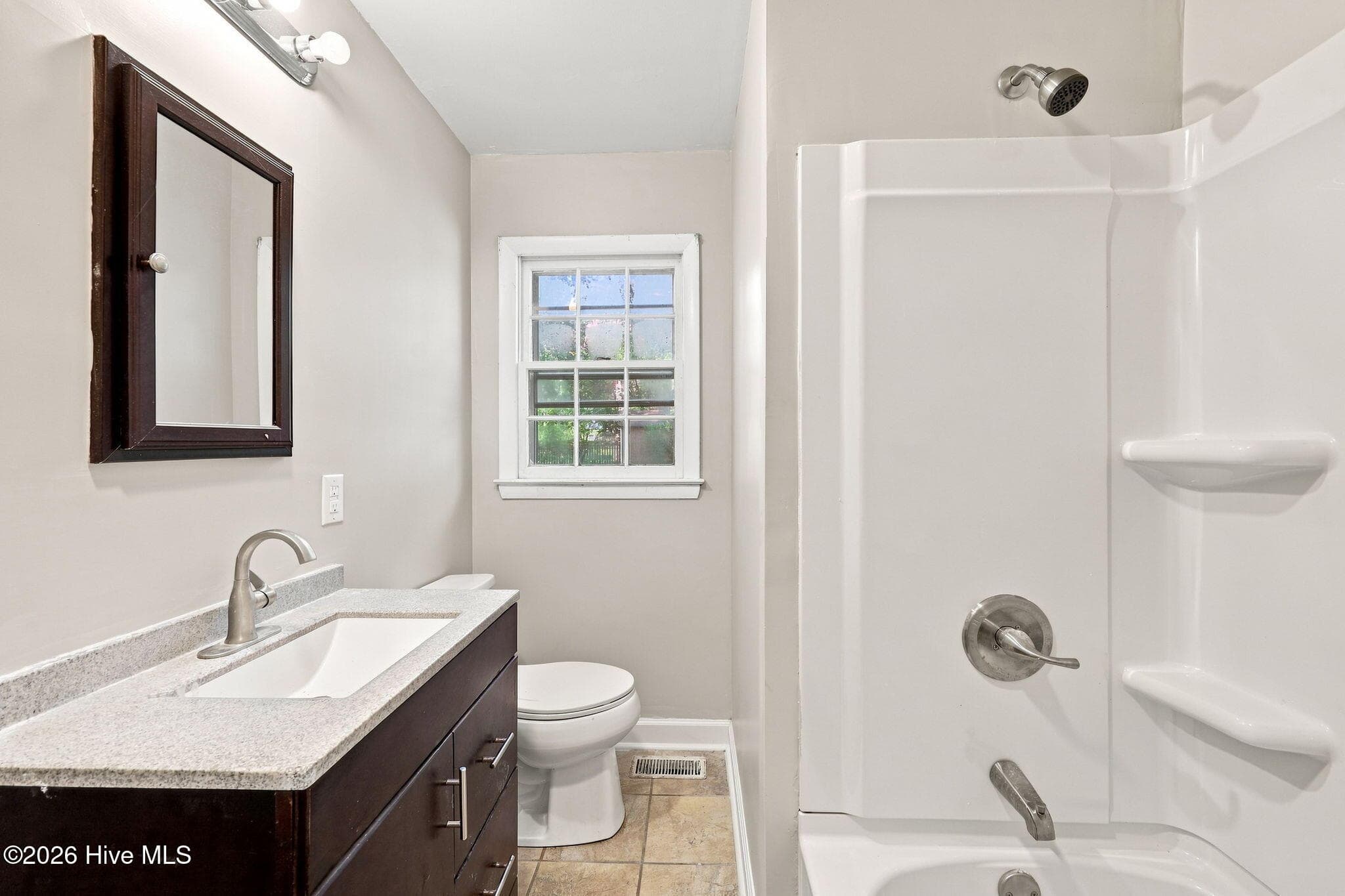 Single Family Residence at 103 Arthur Court, Jacksonville, NC 28546, photo 21 of 49
