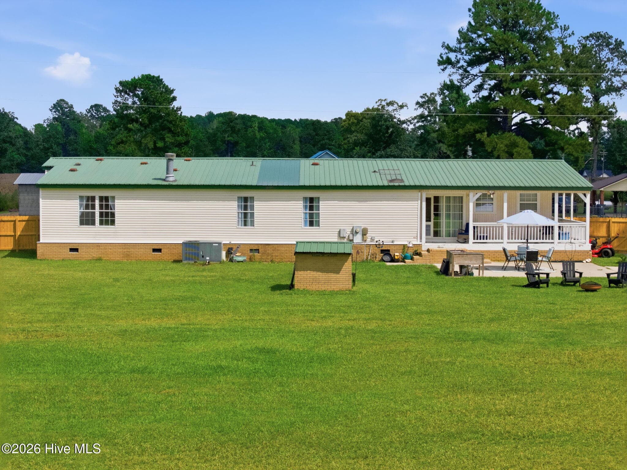 Manufactured Home at 51 Shaw Road, Riegelwood, NC 28456, photo 41 of 54