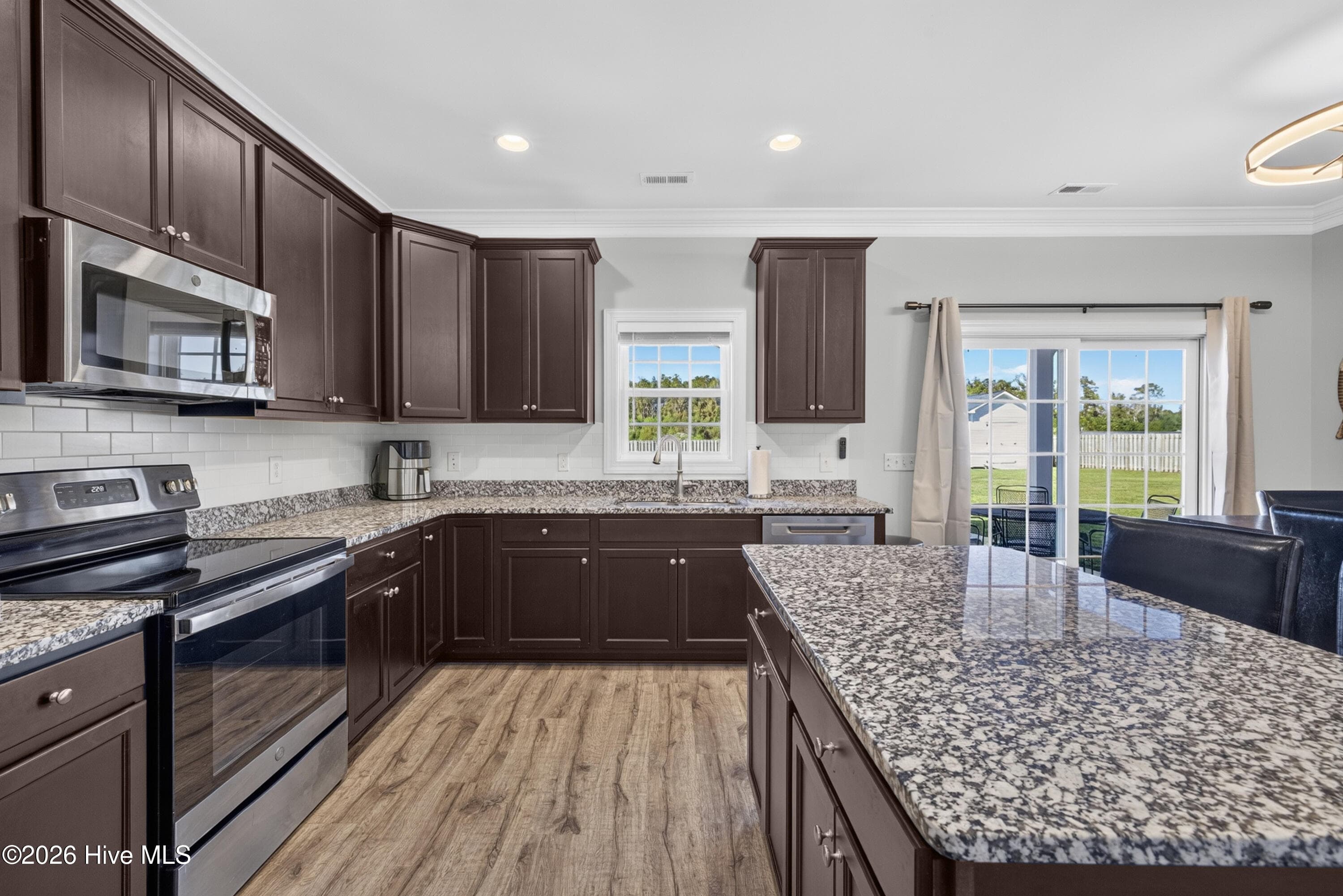 Single Family Residence at 30 W Broughton Lane, Rocky Point, NC 28457, photo 11 of 41