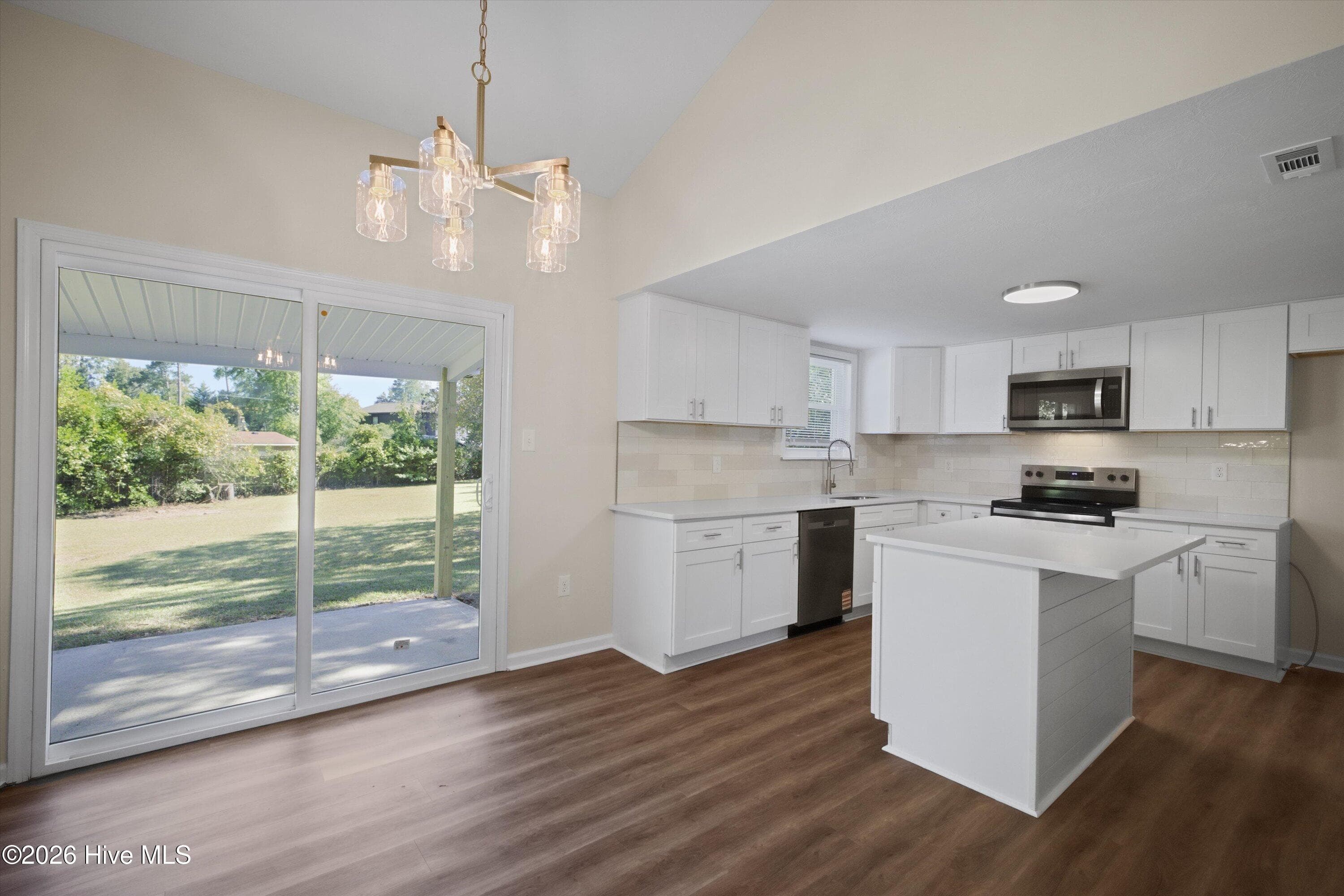 Single Family Residence at 131 Cyndee Circle, Martinez, GA 30907, photo 14 of 50