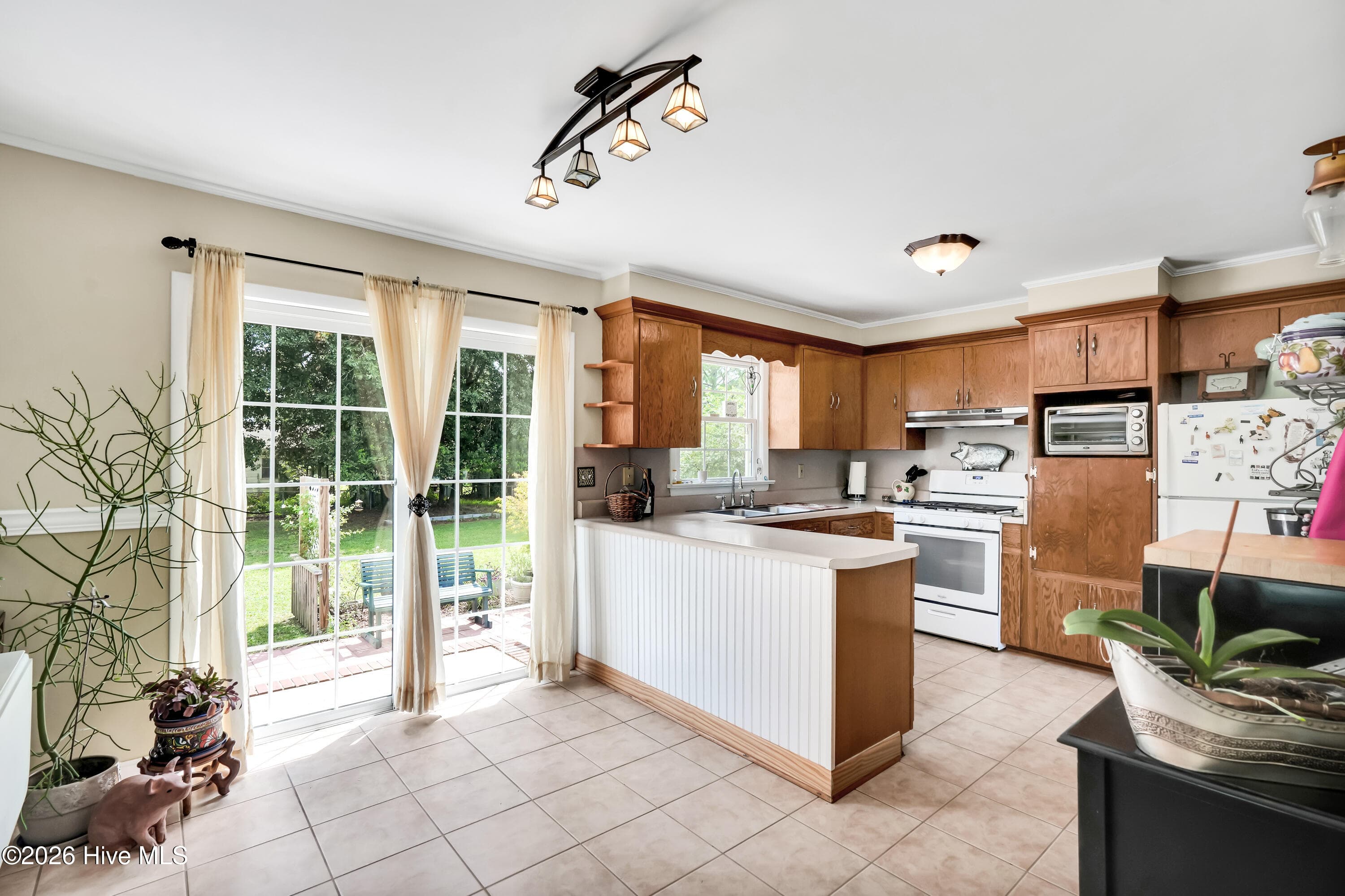 Single Family Residence at 710 N College Road, Wilmington, NC 28405, photo 7 of 36