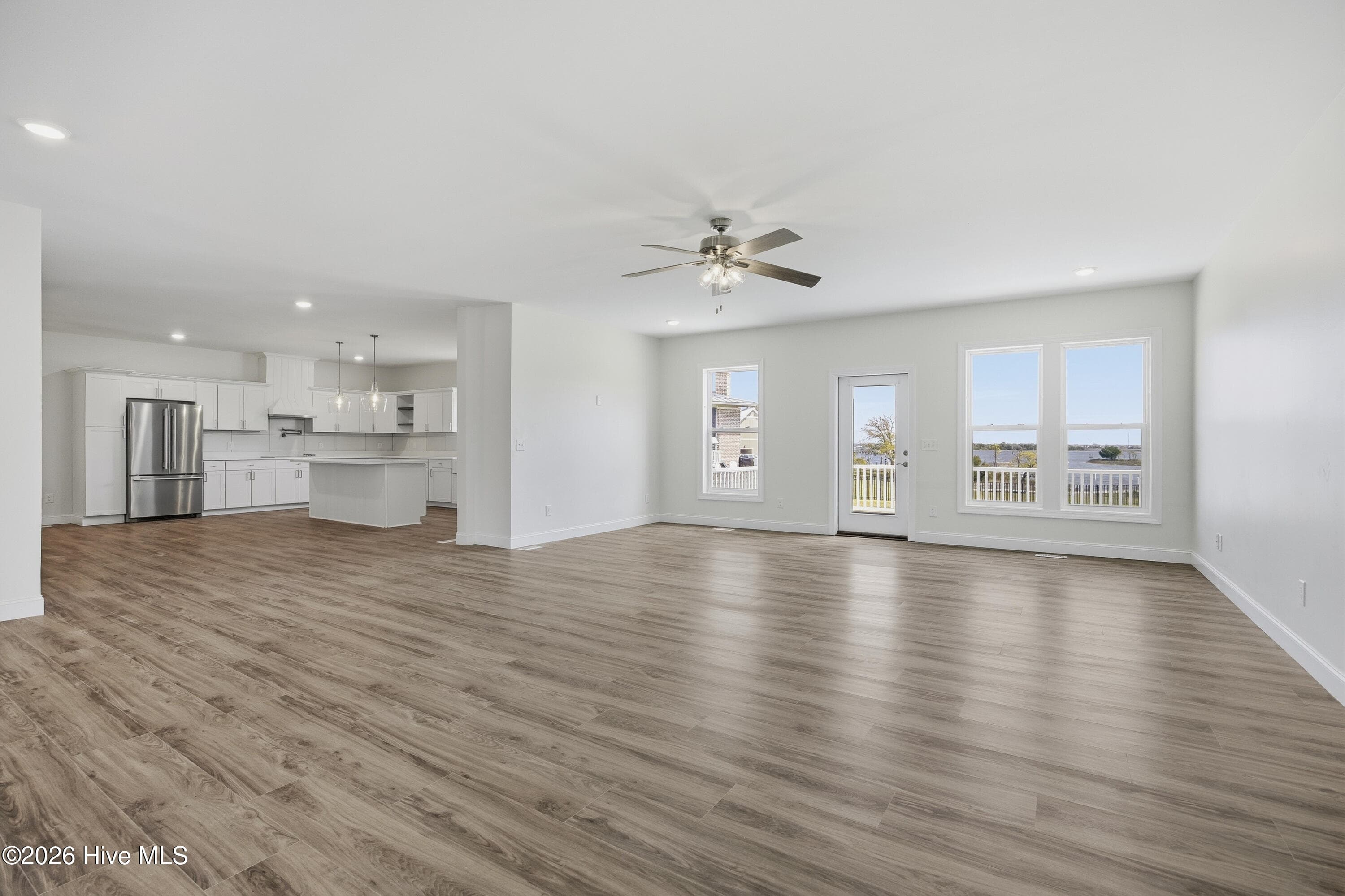 Single Family Residence at 106 Elizabeth Way Court, Swansboro, NC 28584, photo 15 of 63