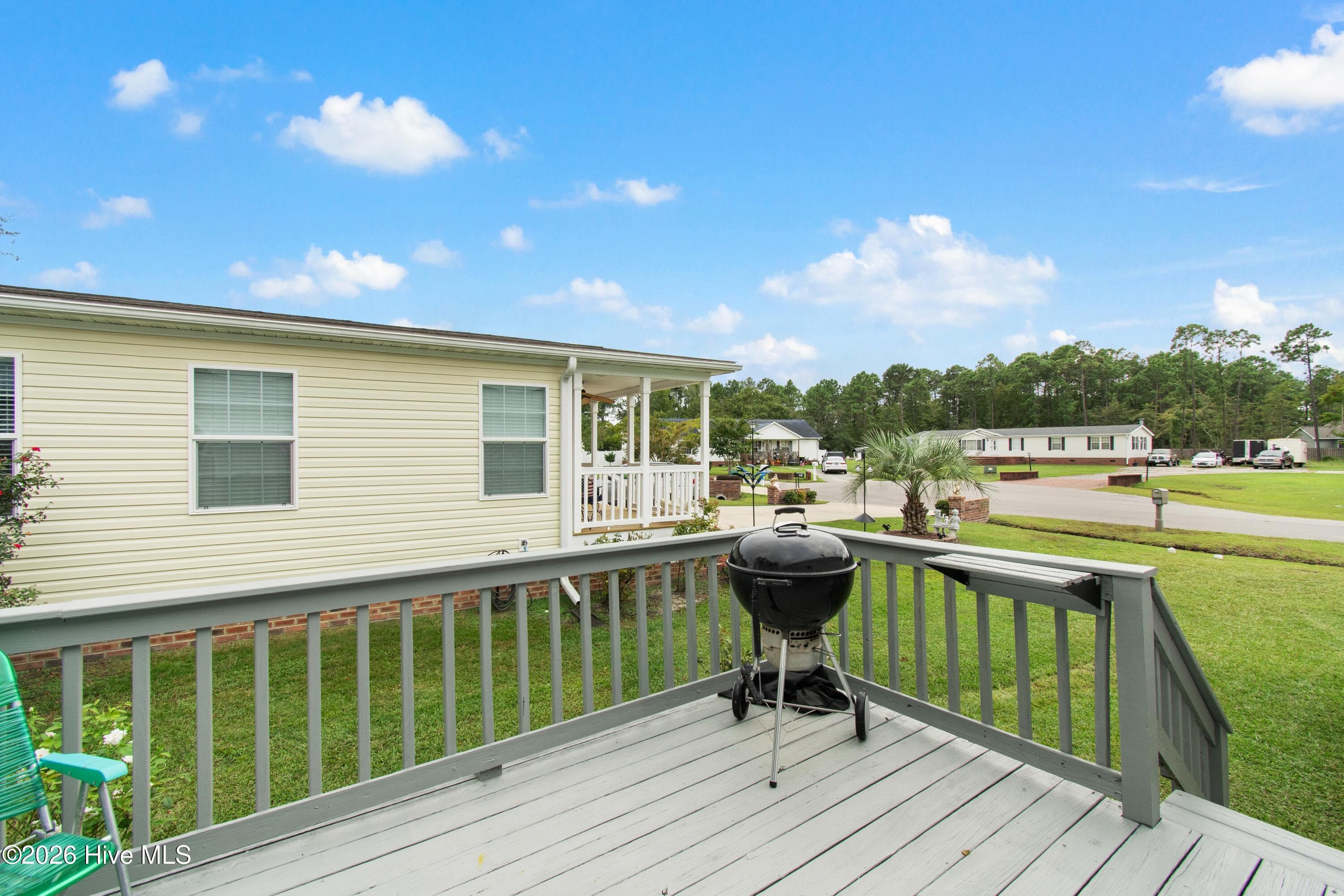 Manufactured Home at 1109 Nautical Lane SW, Calabash, NC 28467, photo 29 of 34