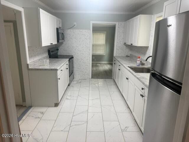 Single Family Residence at 210 Renaldi Street, Elizabethtown, NC 28337, photo 2 of 3