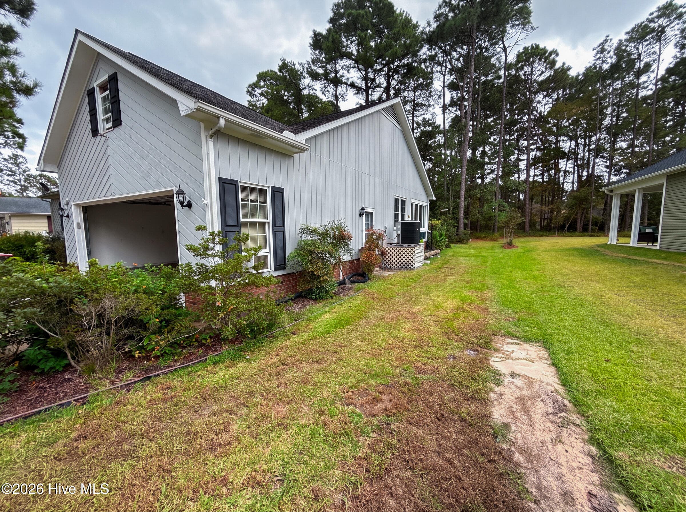 Single Family Residence at 1811 Caracara Drive, New Bern, NC 28560, photo 28 of 29