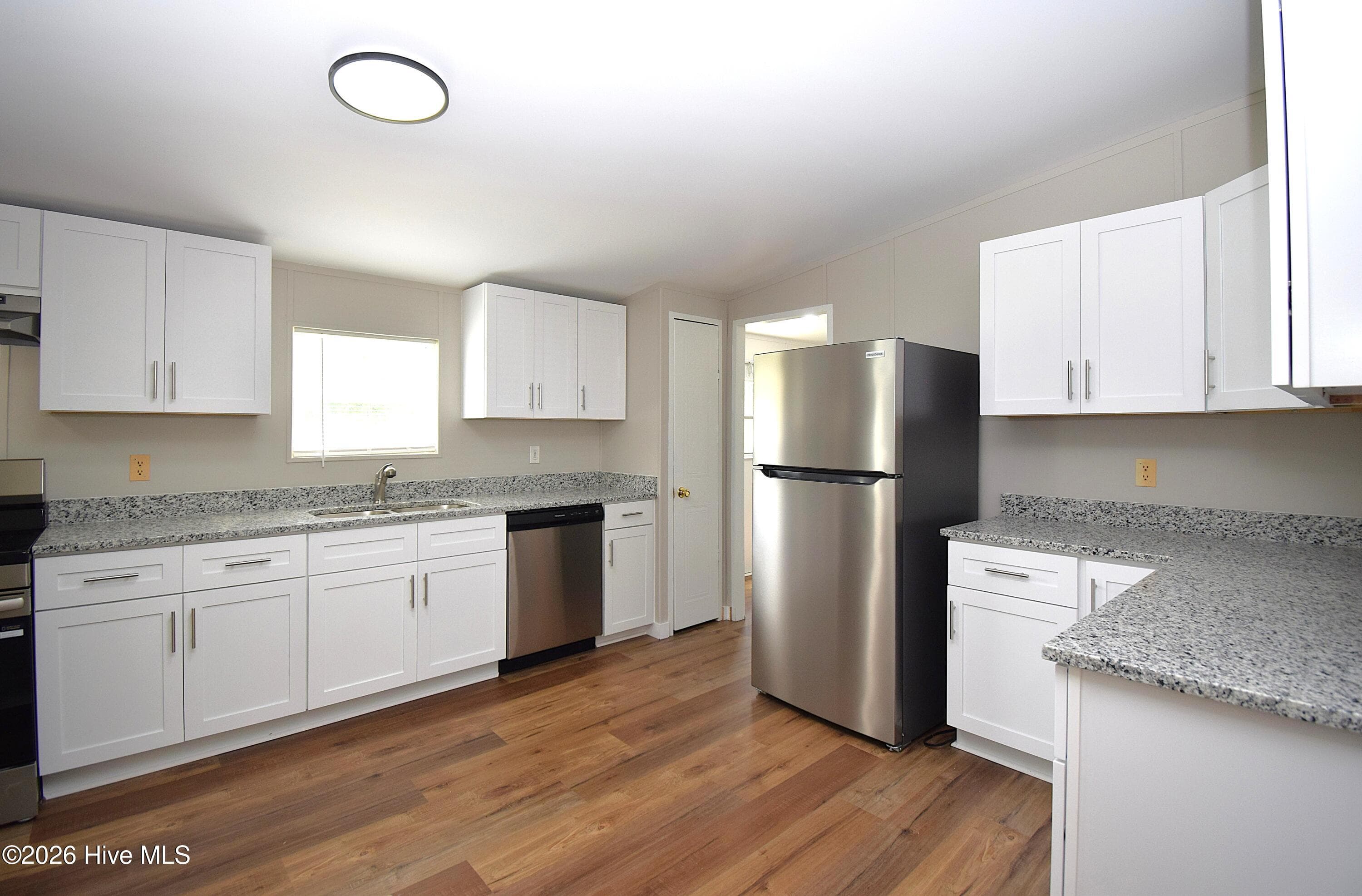 Manufactured Home at 220 Main Street, Grifton, NC 28530, photo 17 of 59