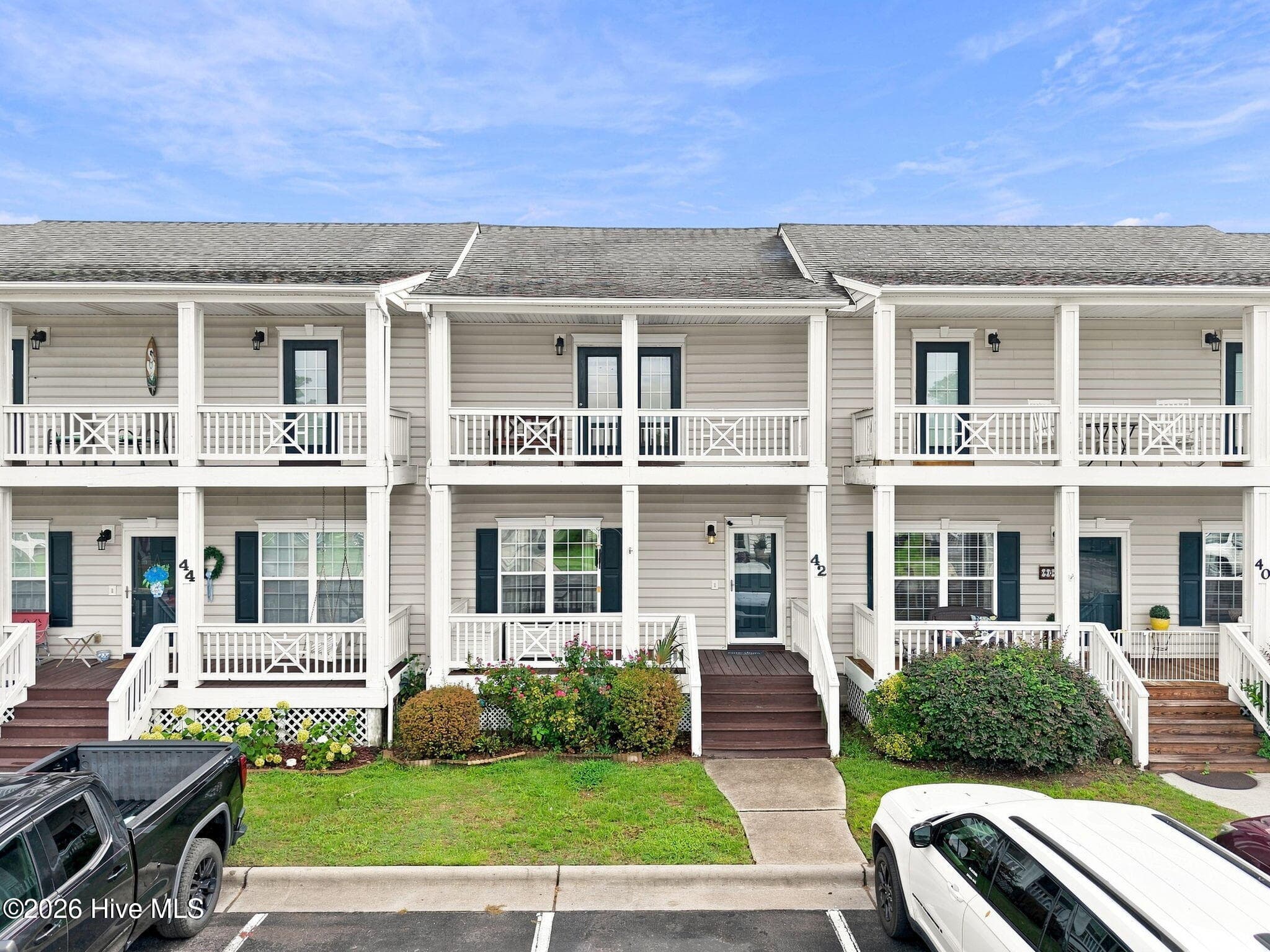 Townhouse at 42 Ketch Drive, Swansboro, NC 28584, photo 2 of 44