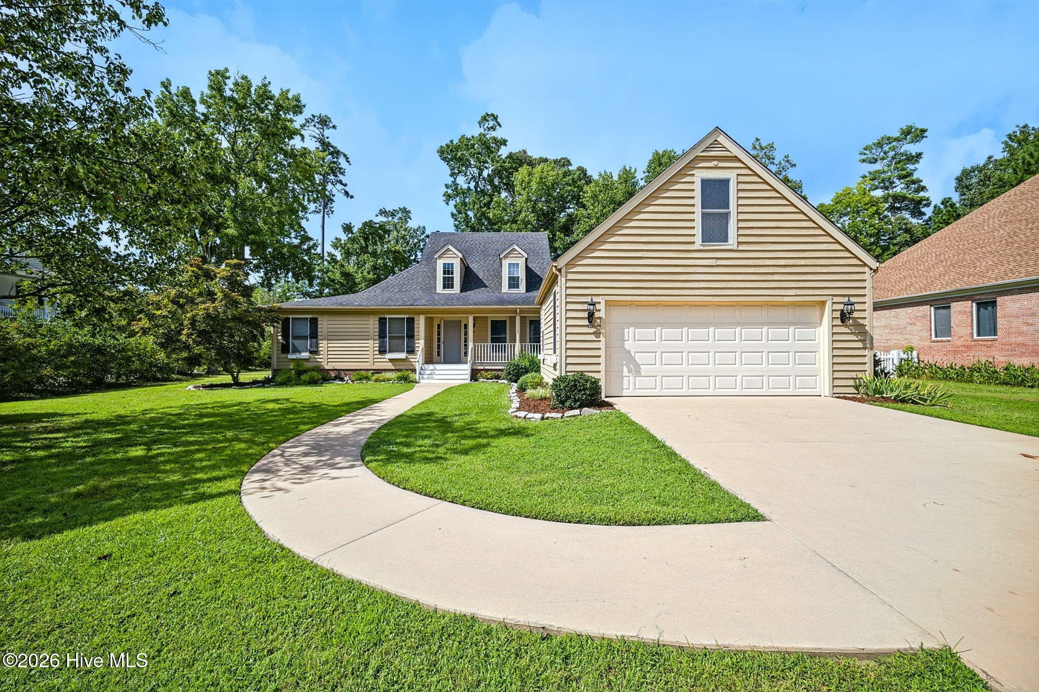 Single Family Residence at 104 Chowan Circle, Hertford, NC 27944, photo 2 of 32