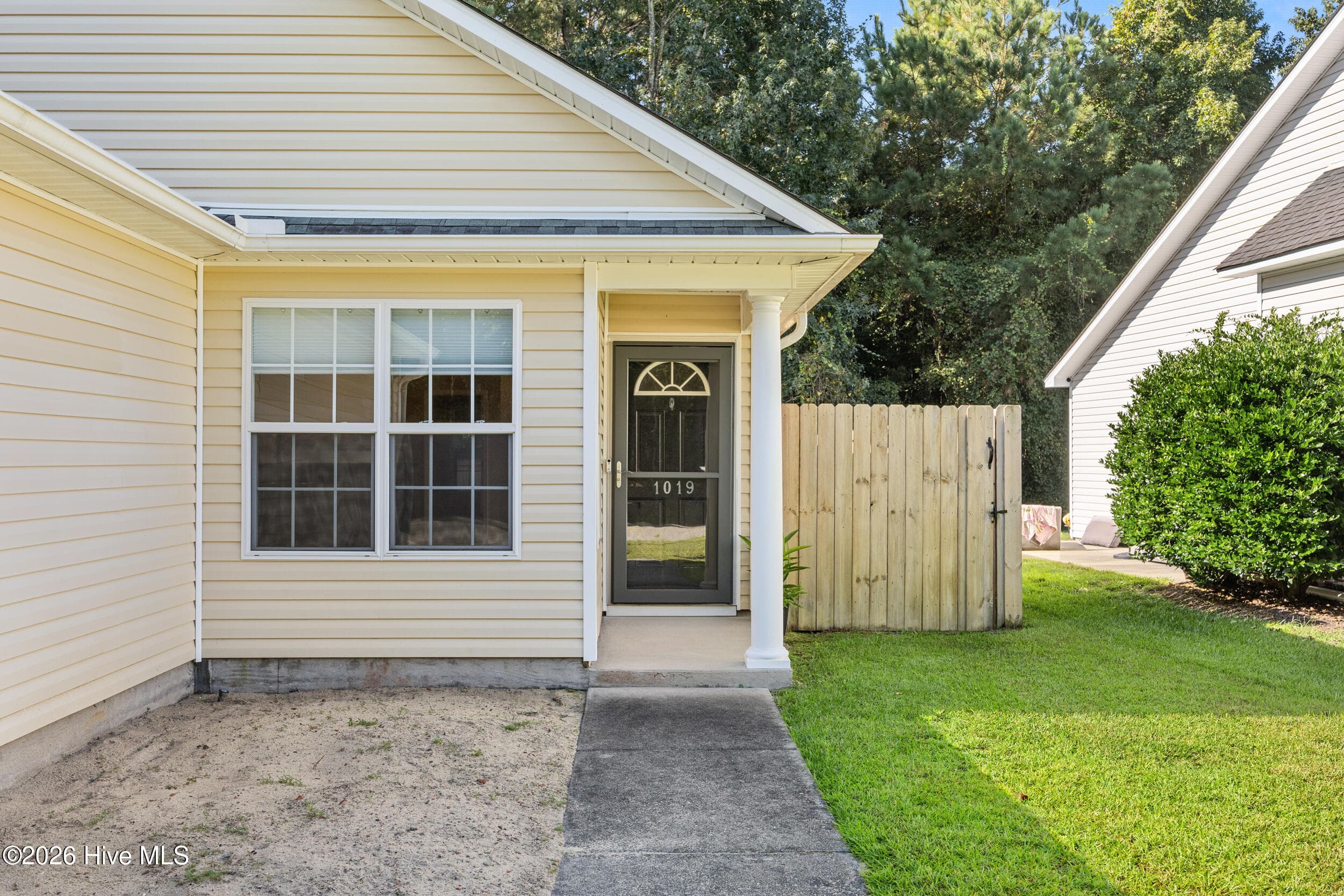 Single Family Residence at 1019 Stony Woods Lane, Leland, NC 28451, photo 7 of 53