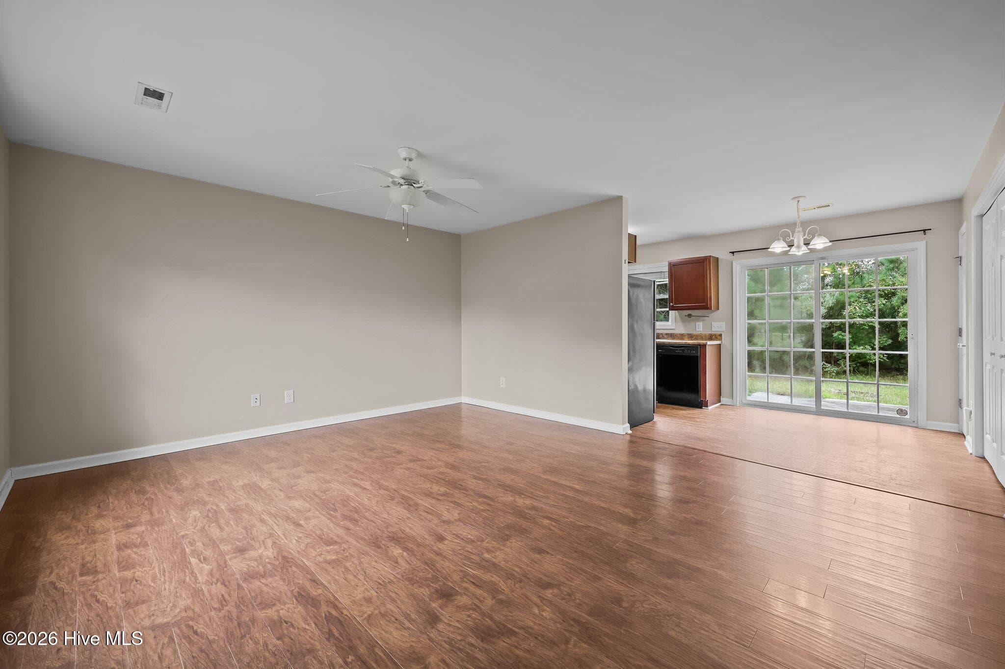 Single Family Residence at 180 Ashbury Park Lane, Richlands, NC 28574, photo 4 of 43