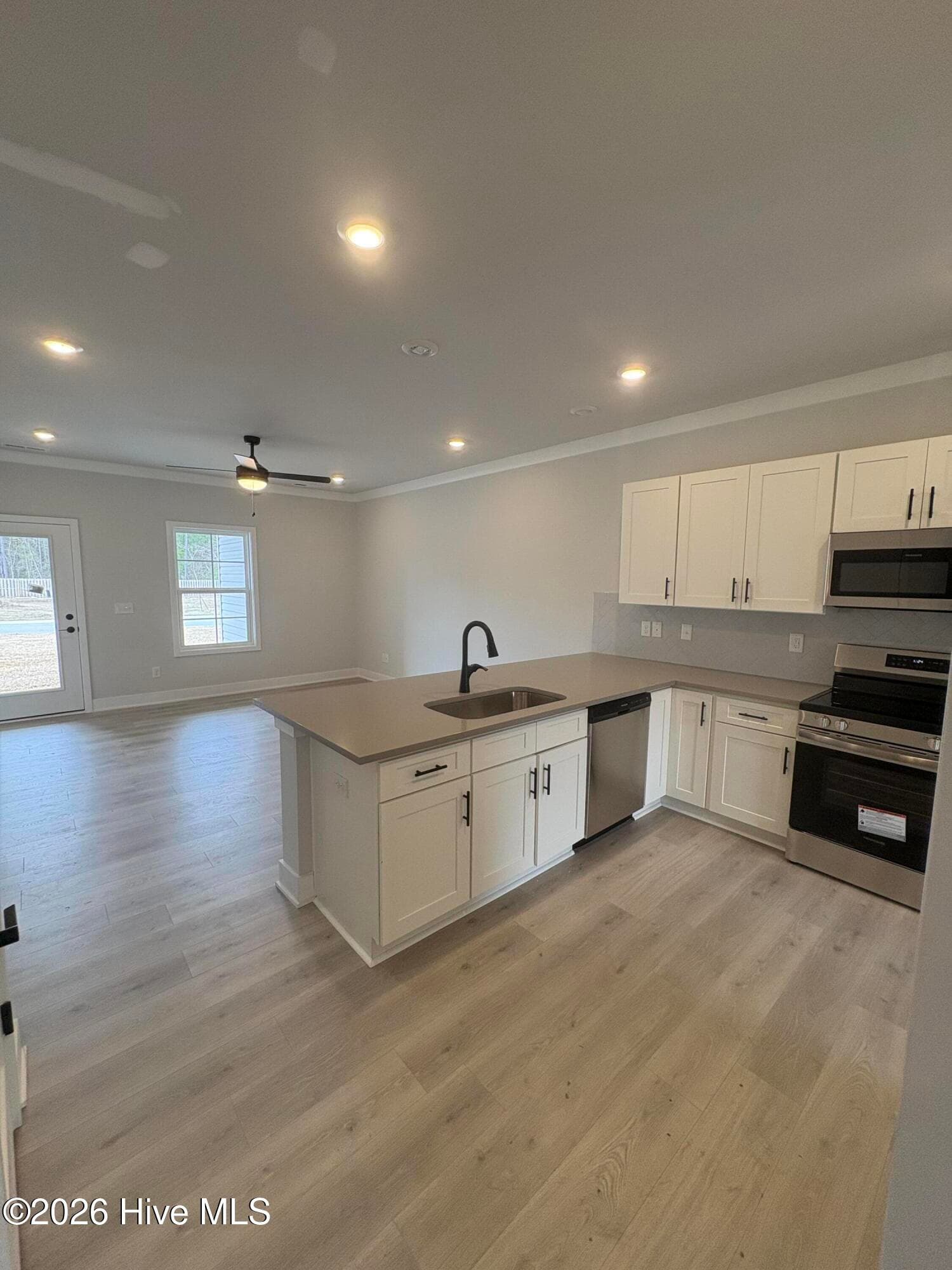 Townhouse at 455 Timbercrest Circle SE, Bolivia, NC 28422, photo 32 of 107
